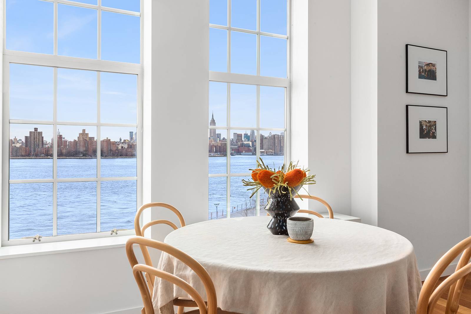 LUXURY 1 BEDROOM RENTAL WITH JAW-DROPPING NYC VIEWS
