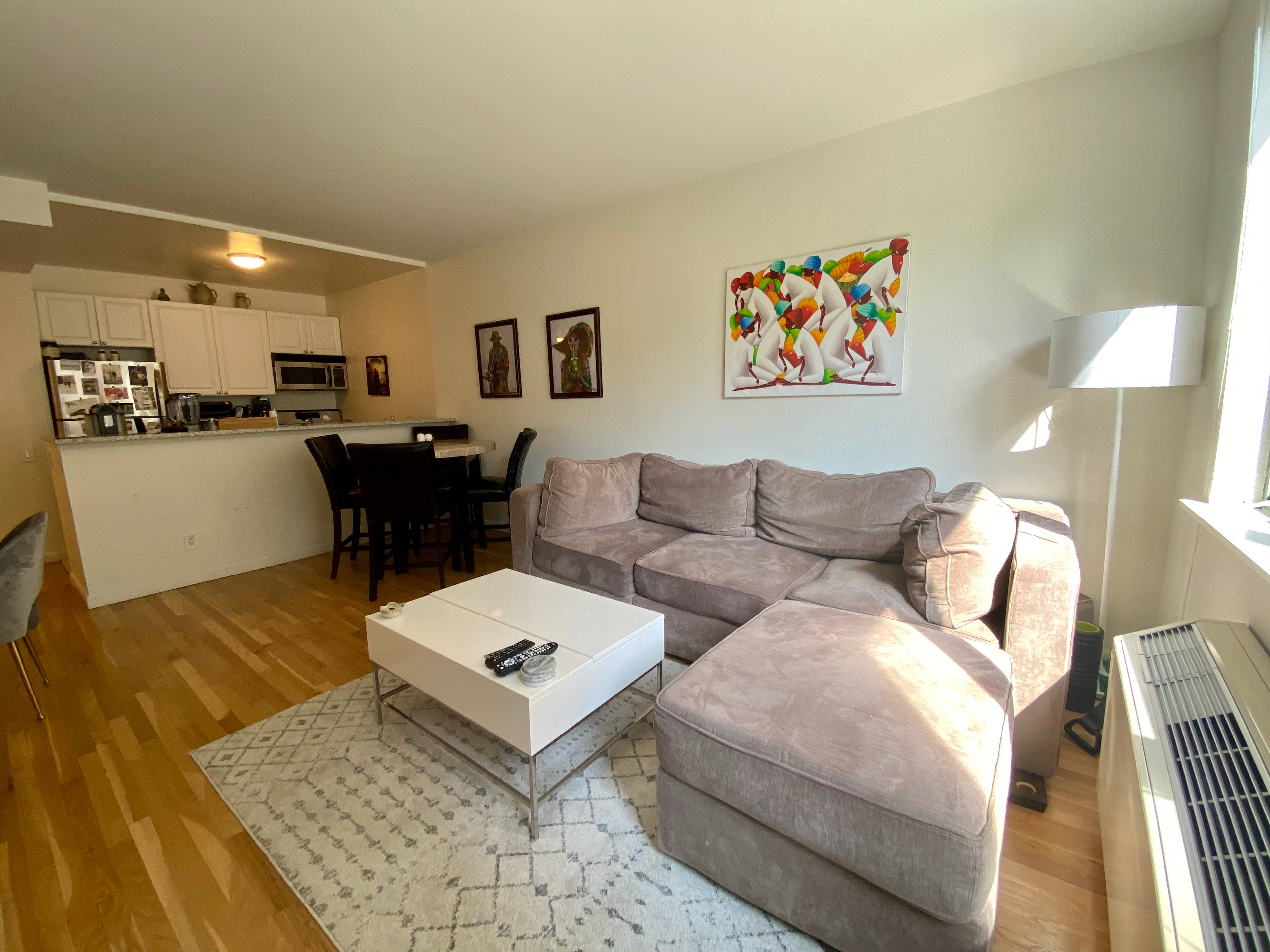 ** 1 Bed / 1 Bath in the Heart of Chelsea **