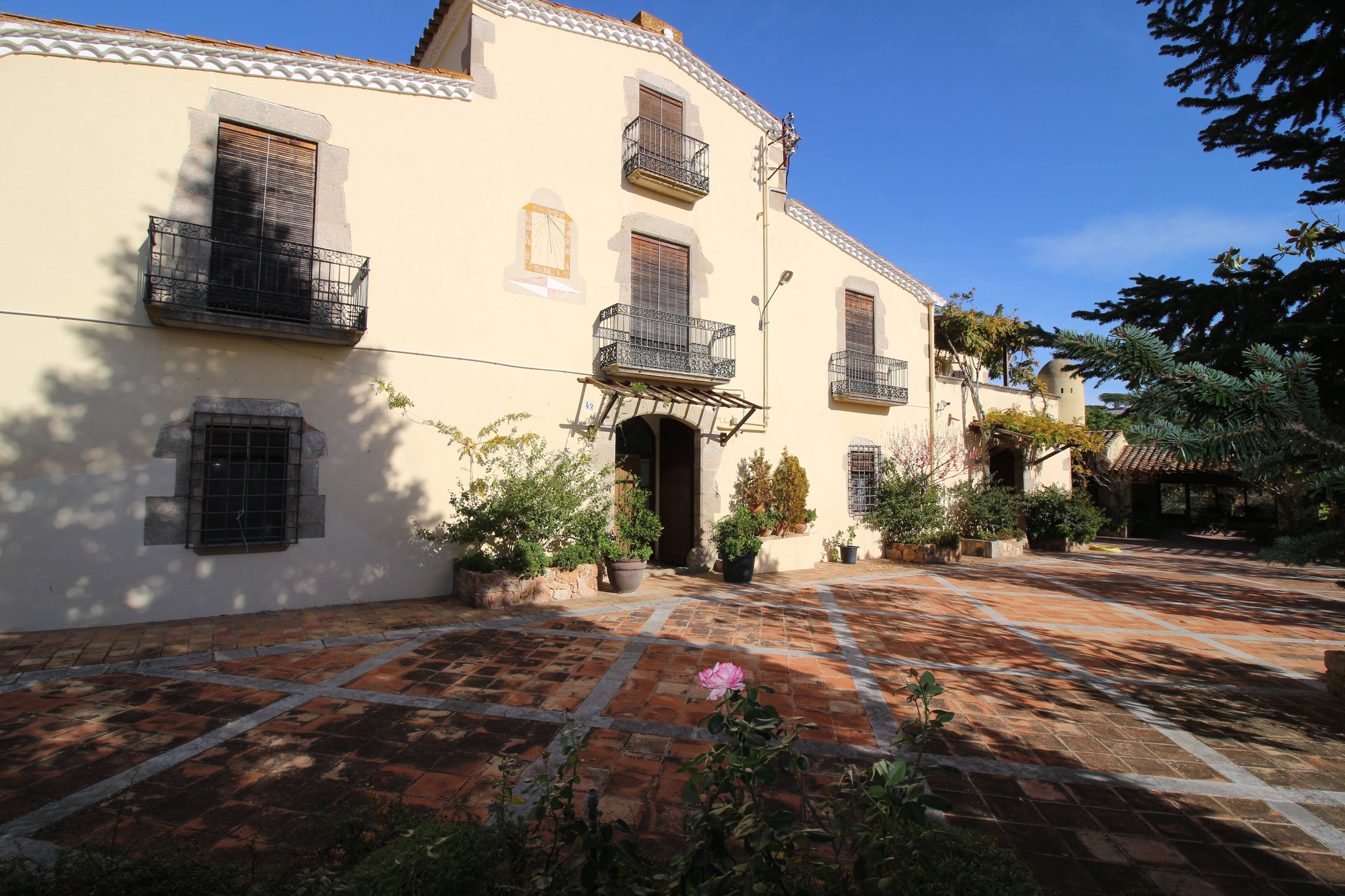 Magnificent country house in Santa Cristina d'Aro especially for you.
