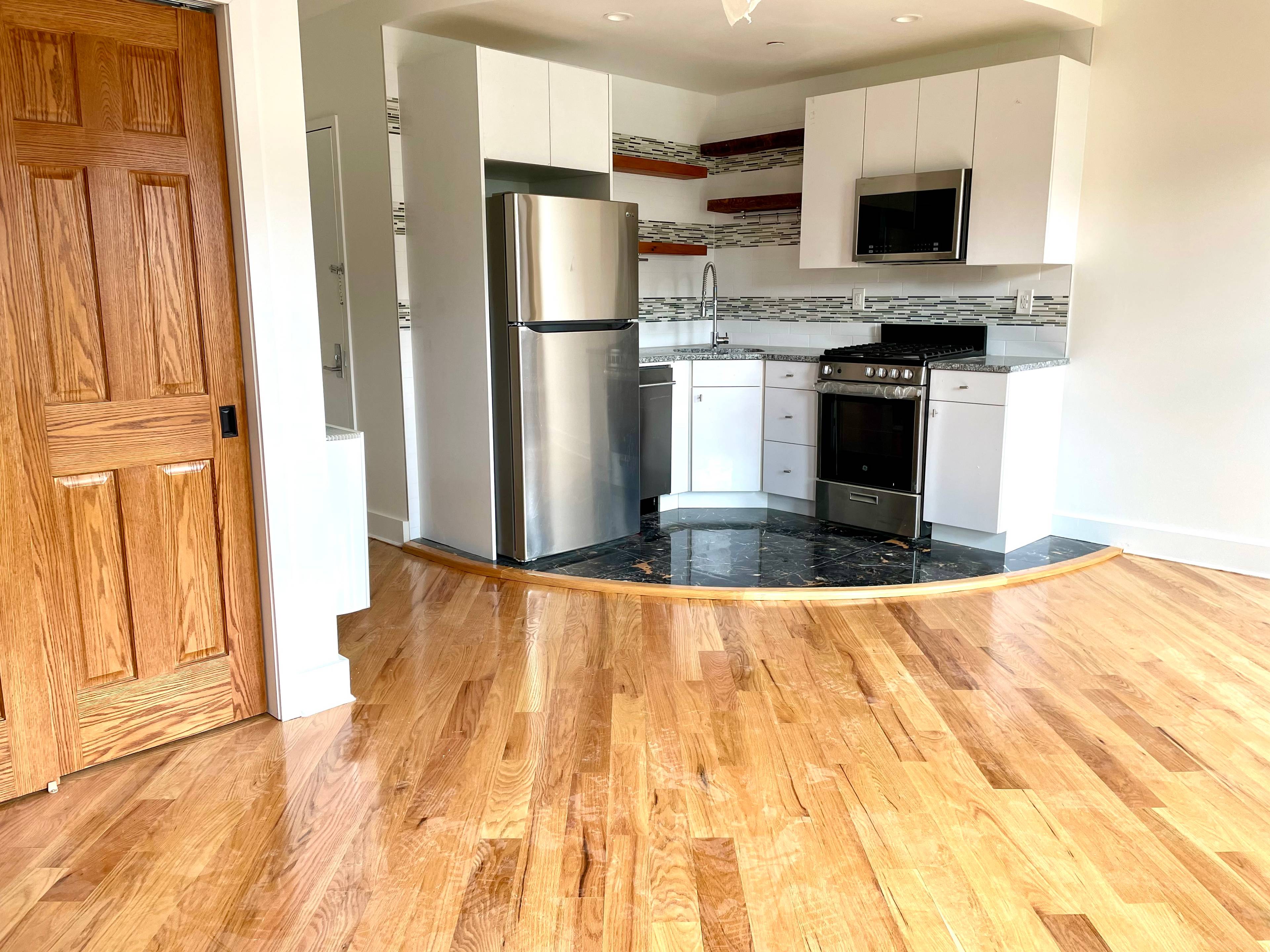 Stylish & Elegant Studio