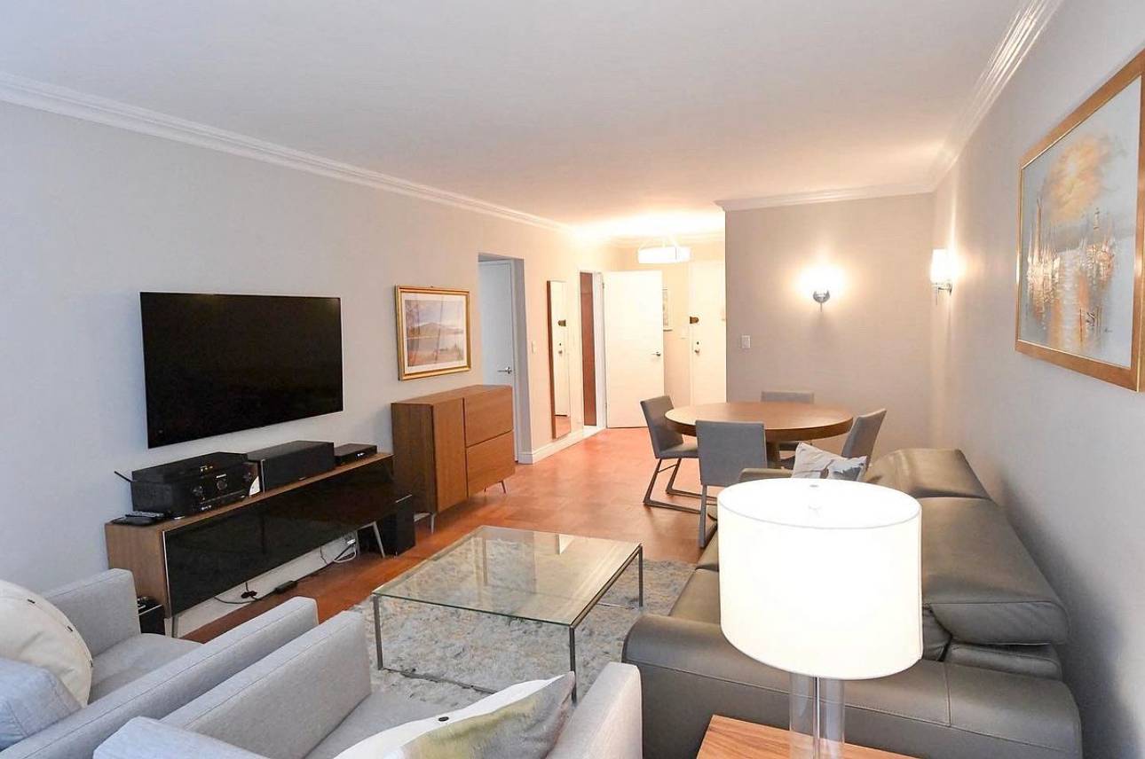 Furnished or Unfurnished One Bedroom at the Sutton Manor