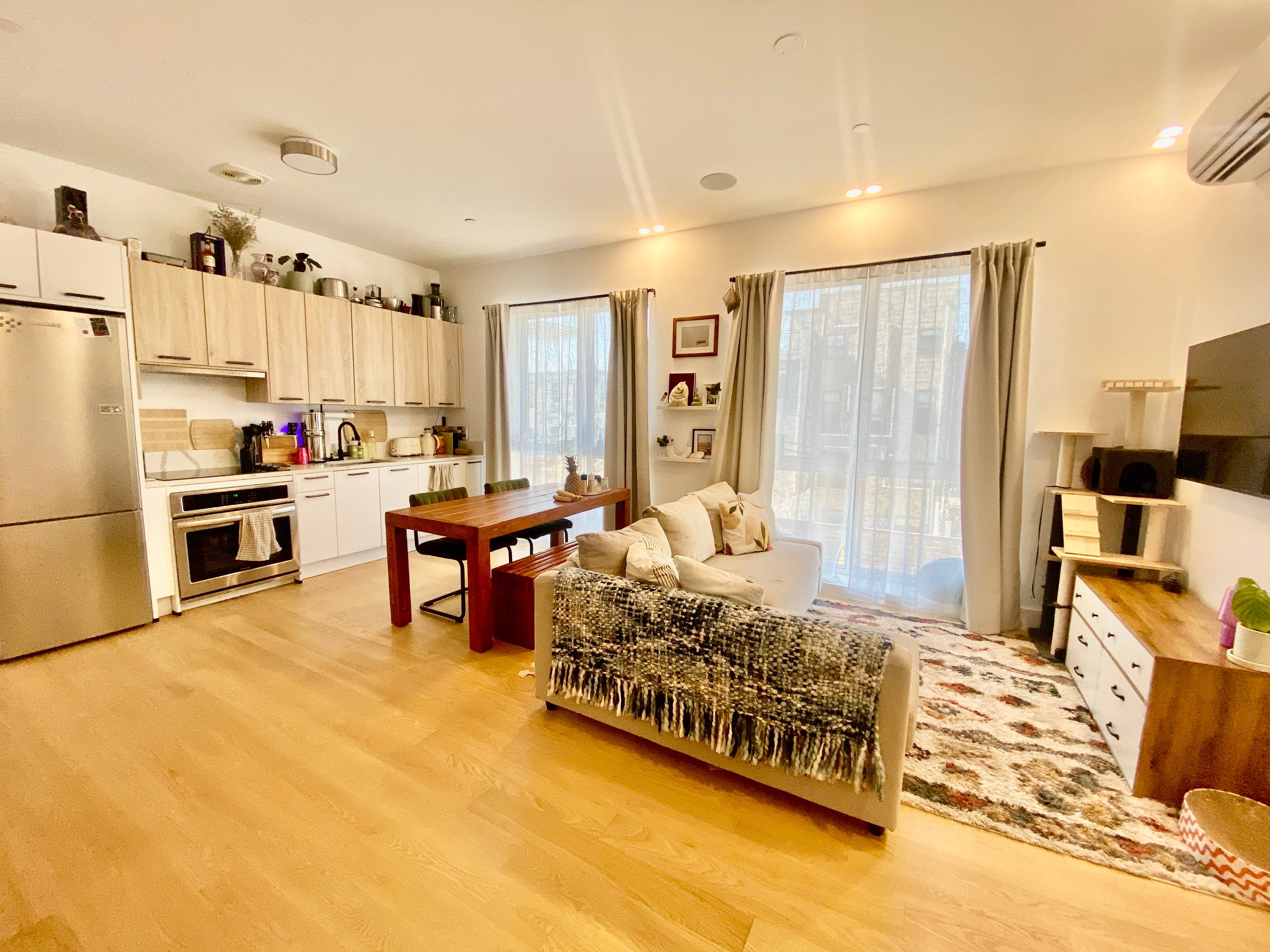 215 Cornelia St- 2B Boutique condo Rental
