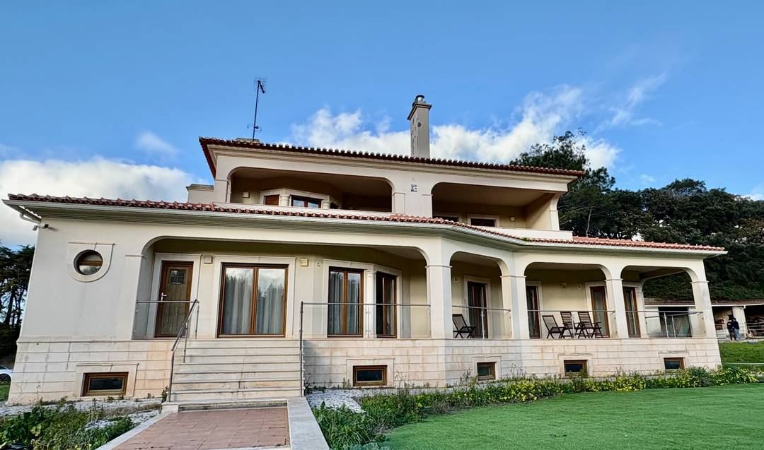 Turquel Estate | 6 BR Countryside House with 3 Hectares of land | Alcobaça | Silver Coast