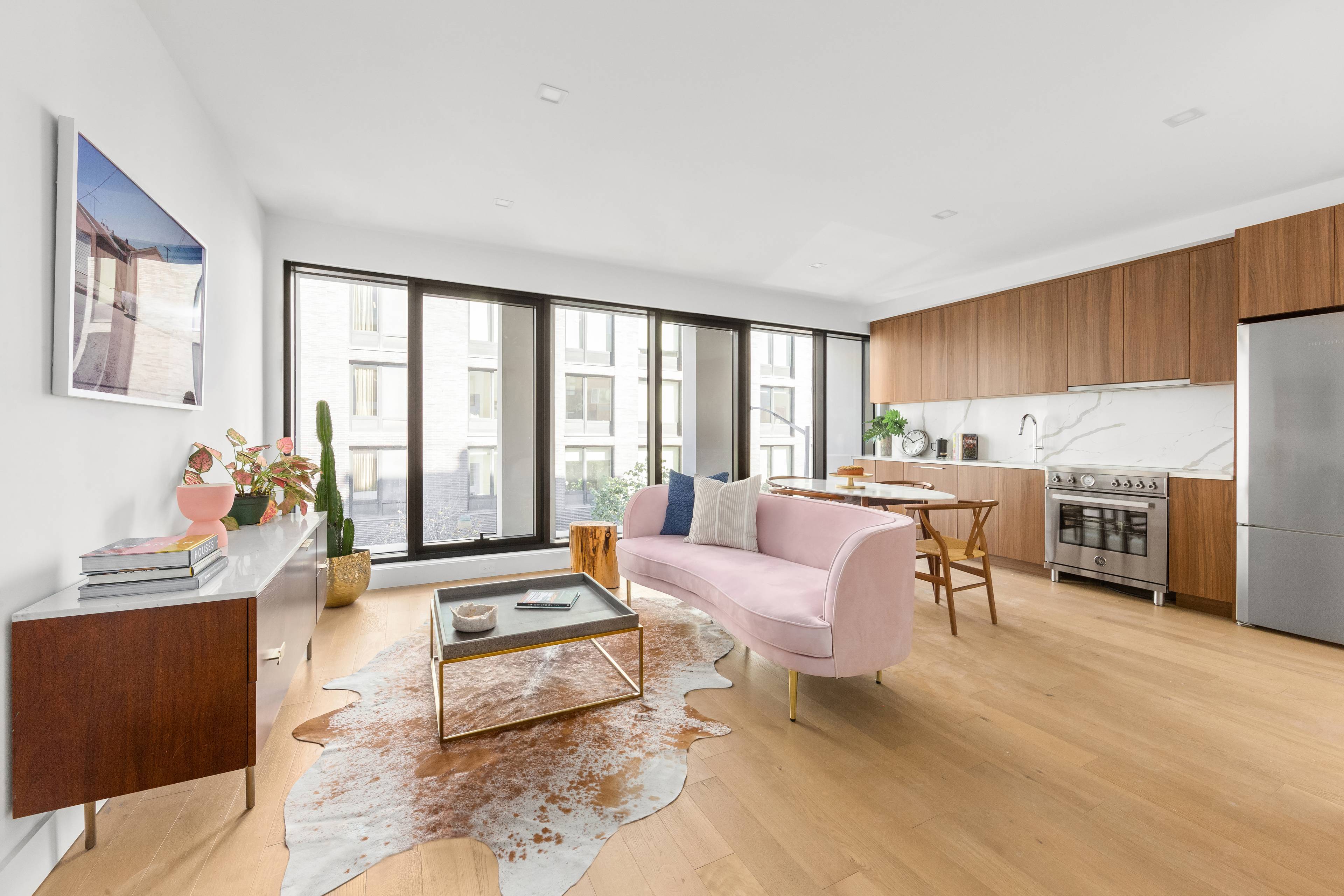 LUXURY 2 BED CONDO IN PRIME WILLIAMSBURG