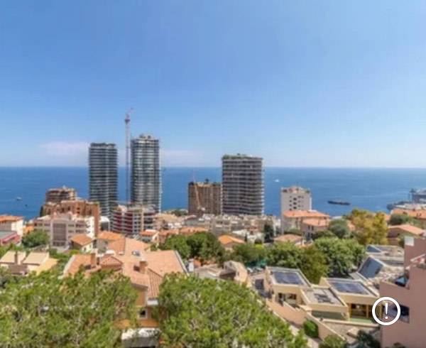 BEAUTIFUL SEA VIEW APARTMENT 65M2 NEAR MONACO TO RENOVATE