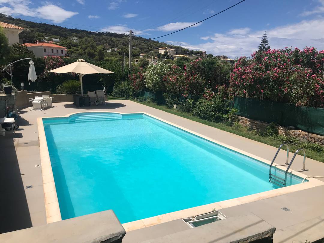 A Jewel from Greece:Traditional style Villa expanding on 3 levels, with large garden and swimming Pool,  in Saronida