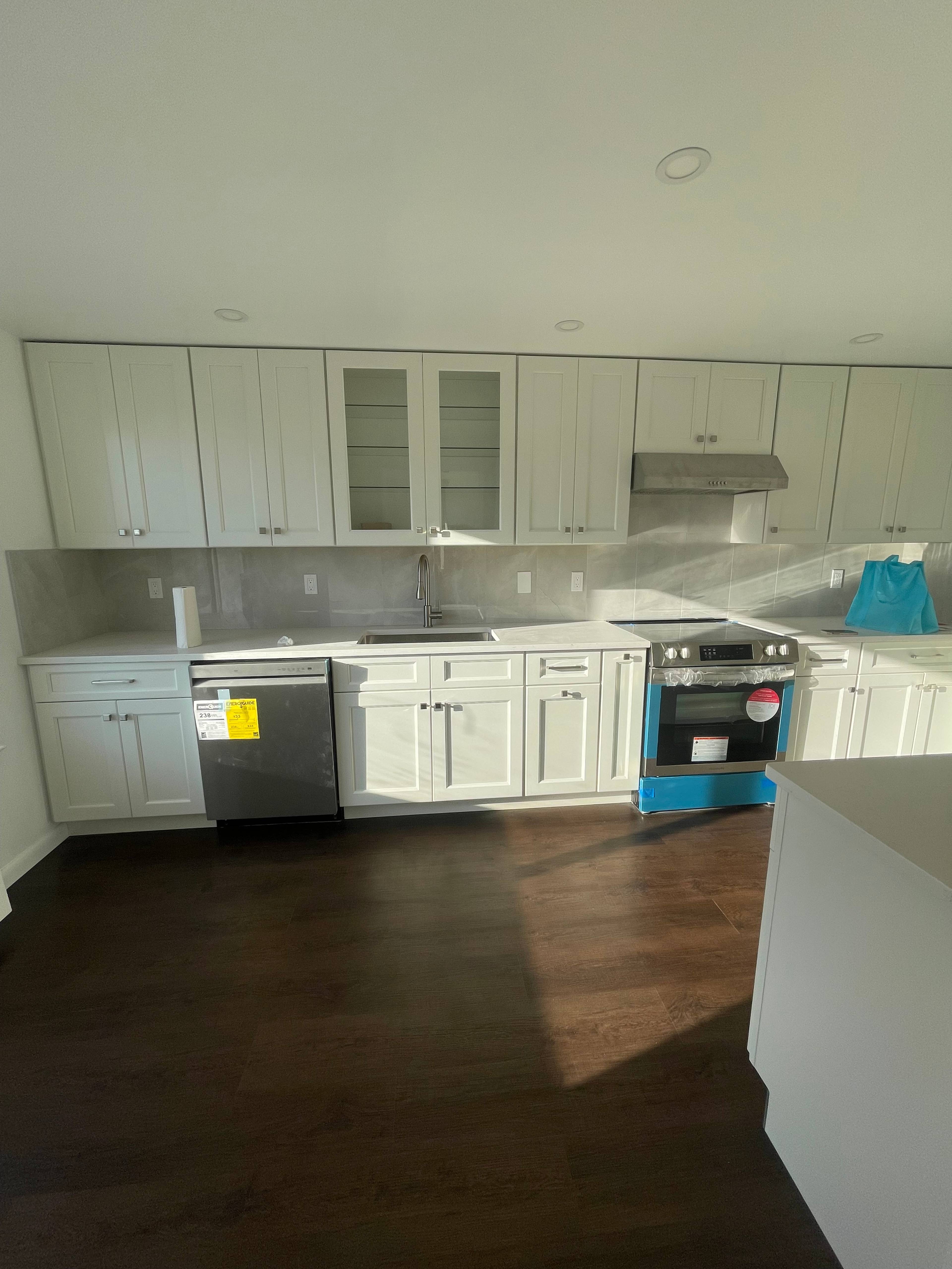 Specious 2 Bedroom 2 Bathroom, 200 High Point Dr., #312, Hartsdale, NY, 10530