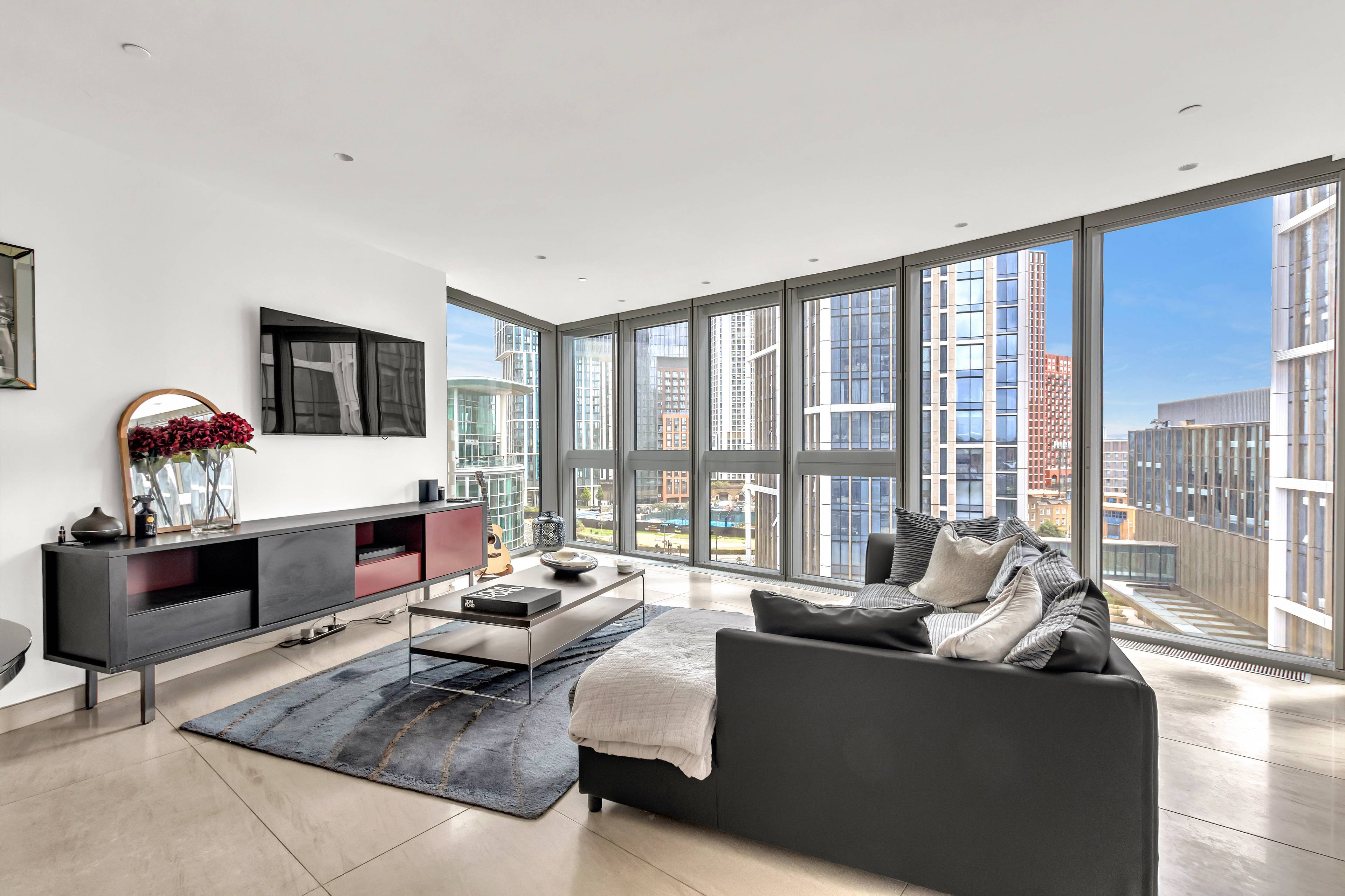 Luxury One-Bedroom Apartment with Exclusive 5-Star Amenities