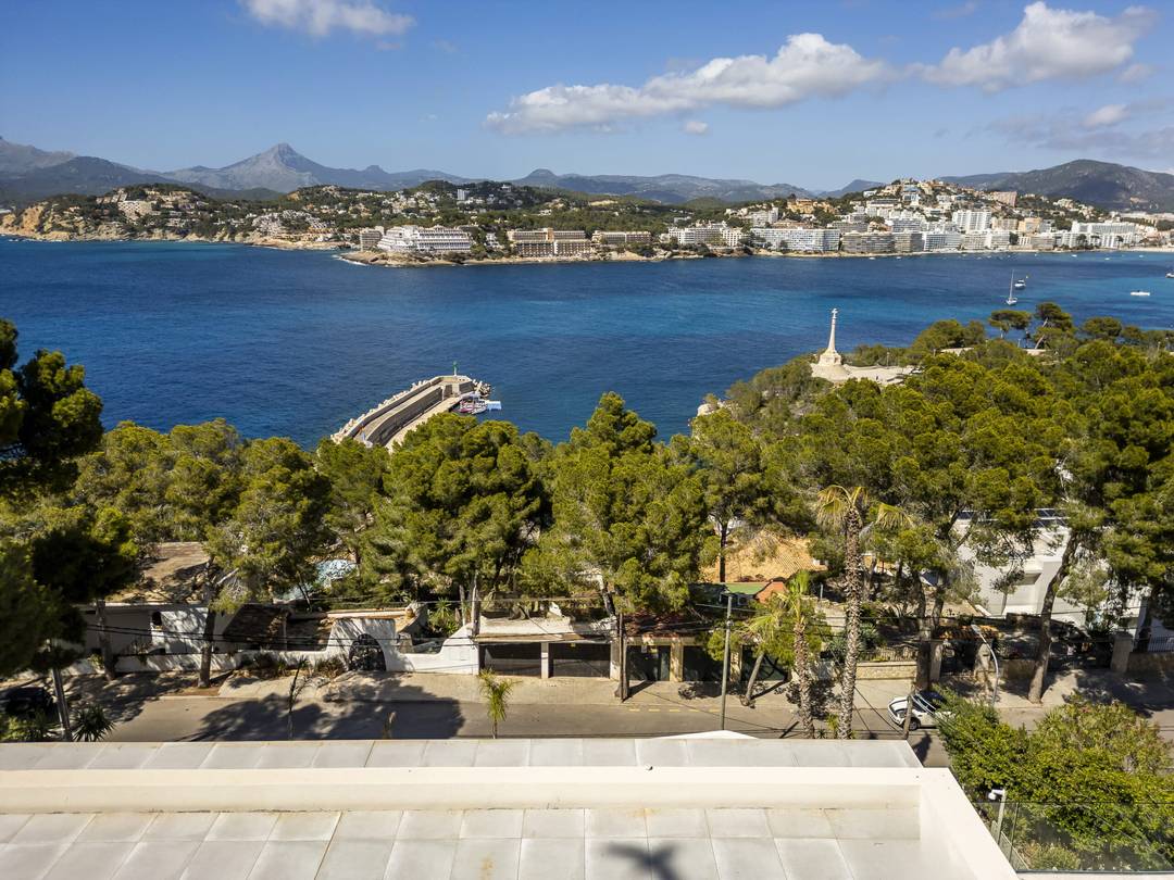 Exceptional Turn-Key Villa in Santa Ponsa, Mallorca | Indoor Spa, Infinity Pool & Italian Interiors