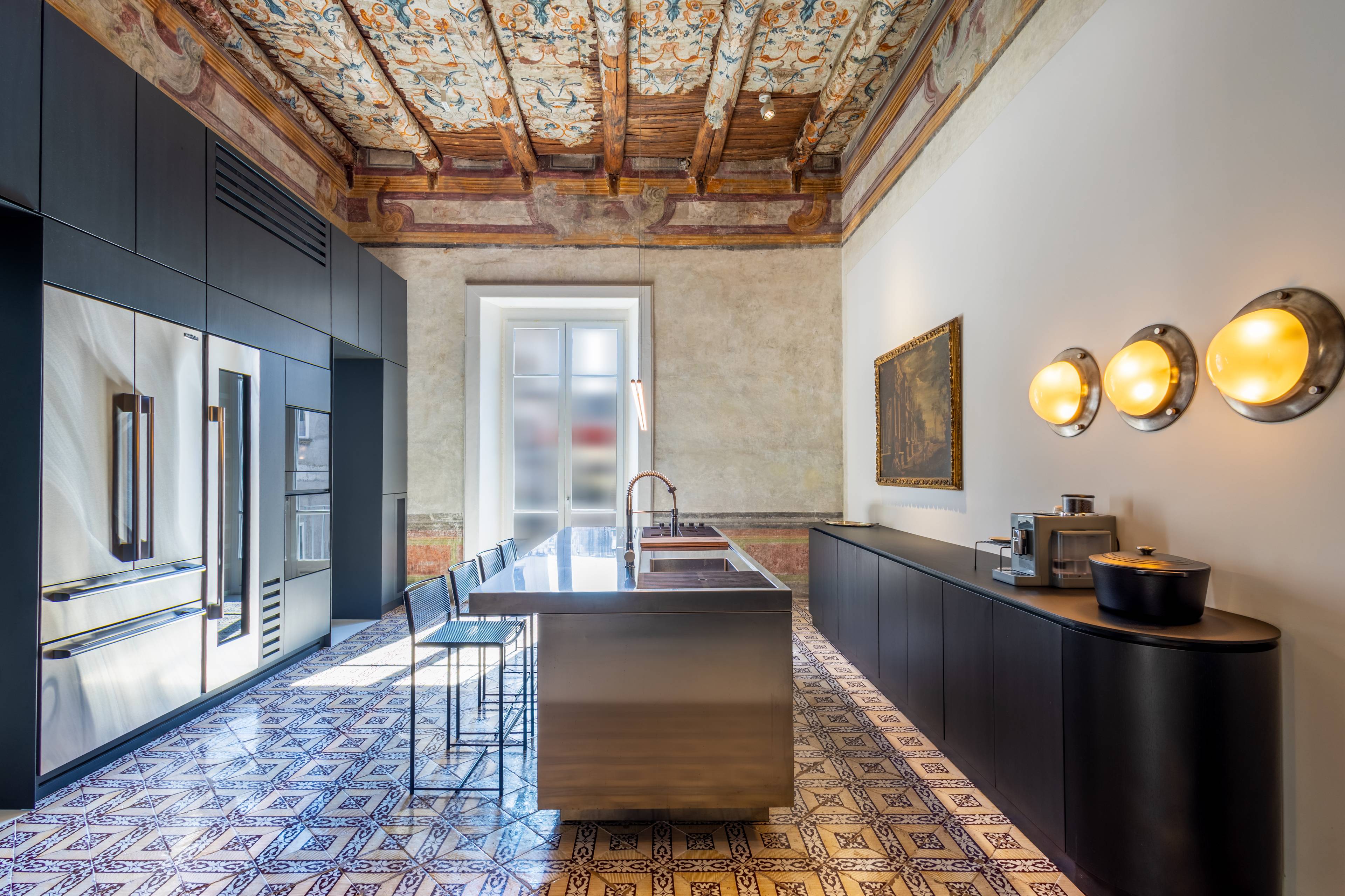 Prestigious Historic Home in the Heart of Naples – Project by an Internationally Renowned Architect.