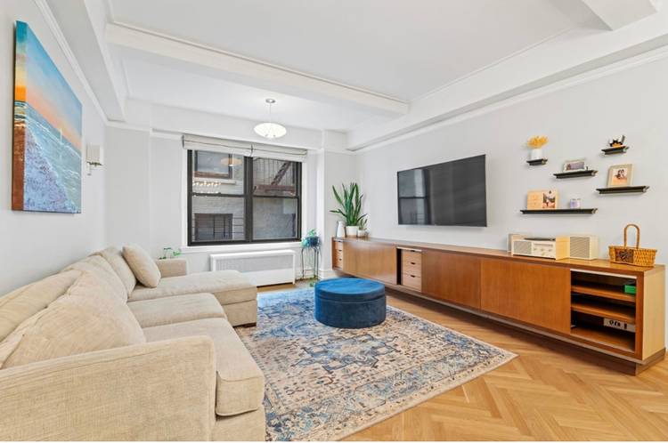 Renovated Pre-War Two-Bedroom in Full-Service Co-op on West End Avenue