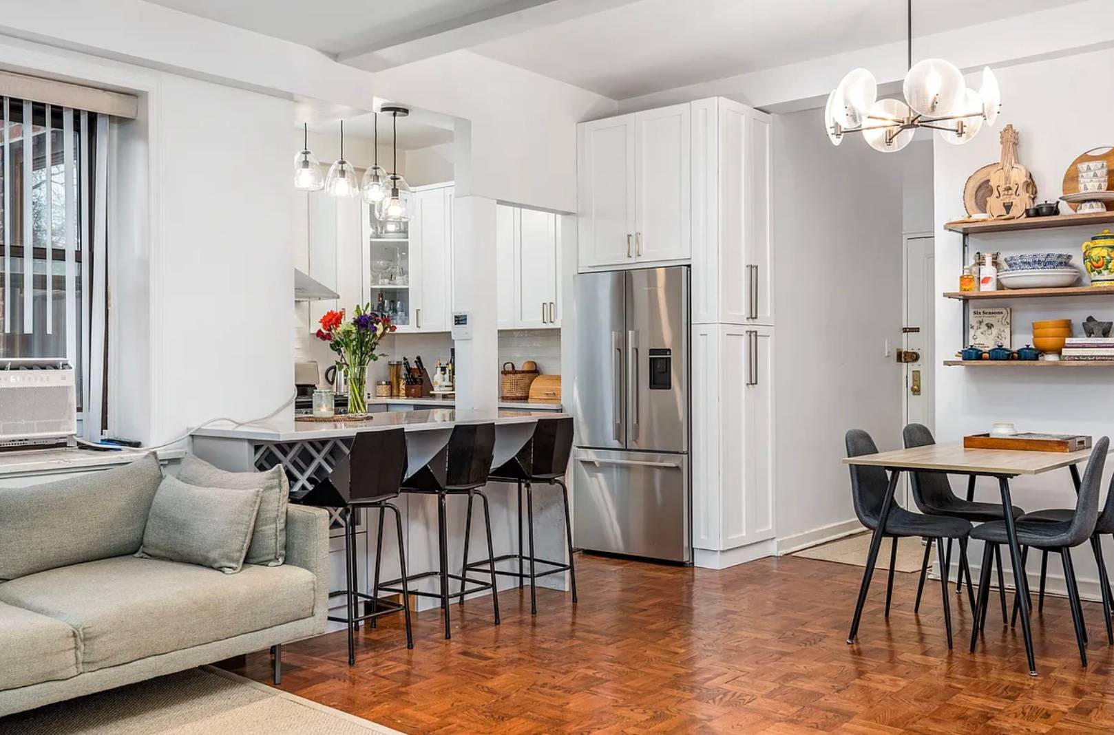 Completely Renovated 2 Bedroom in Queens.  62-15 53rd Ave, #UGB, Queens, NY, 11378