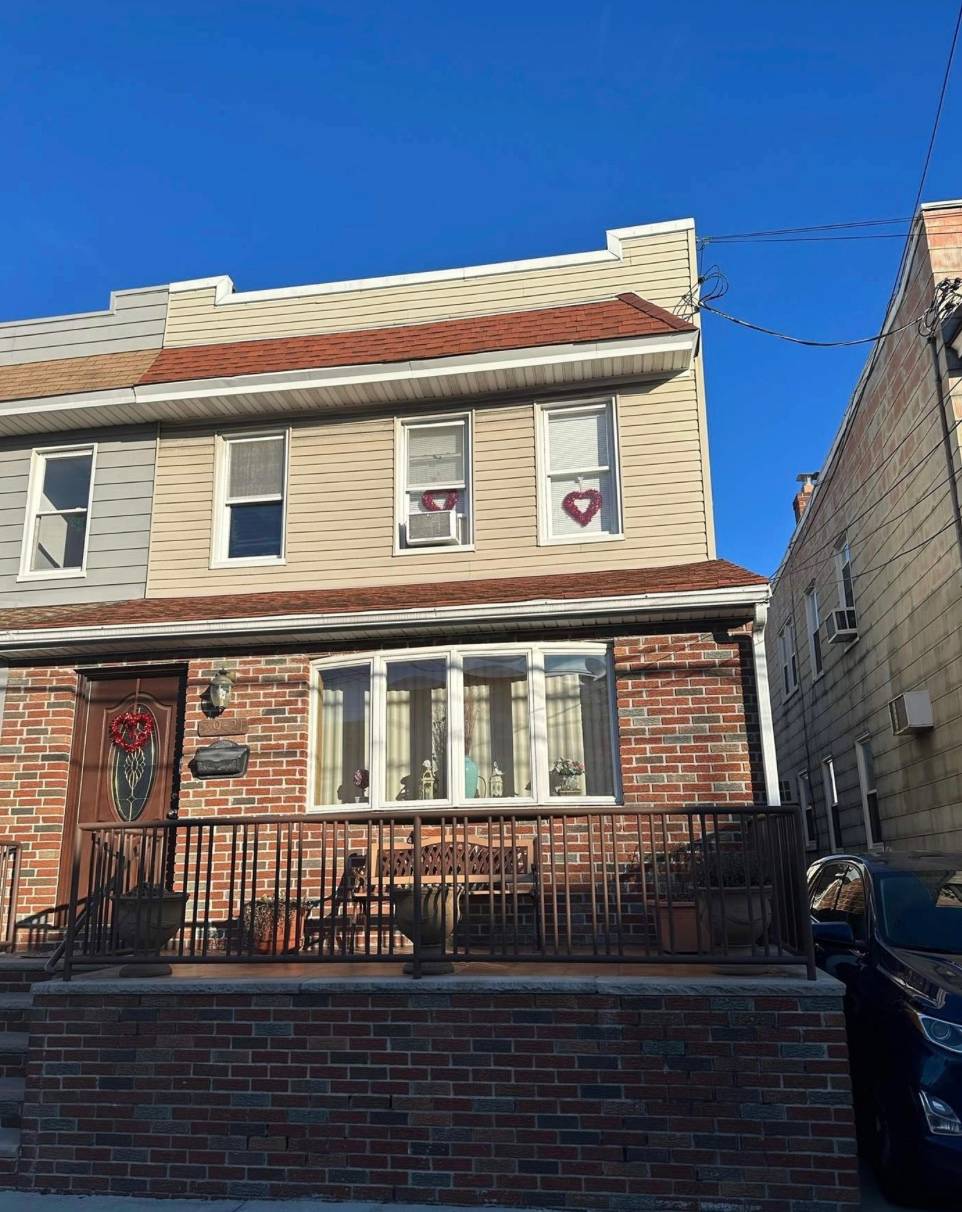 2 Family Home in Middle Village 79-21 68th Rd, Queens, NY, 11379