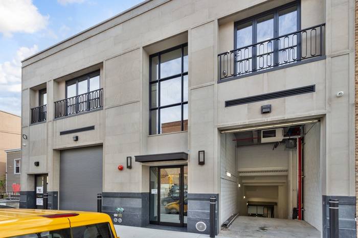 Floor-To-Ceiling Windows--Very Clean & Modern Building--Prime Astoria