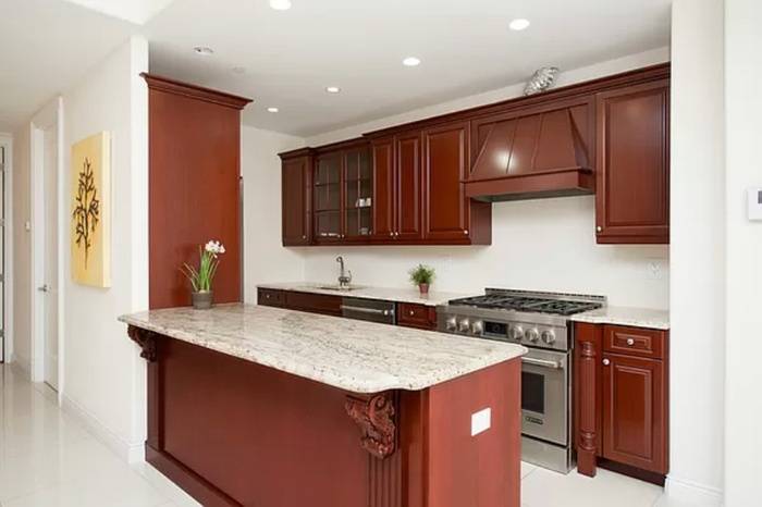 MILLENNIUM99 In The Heart Of Rego Park