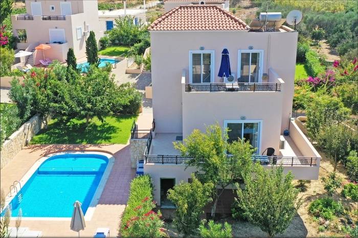 Villa with Pool for sale - Kolymvari,