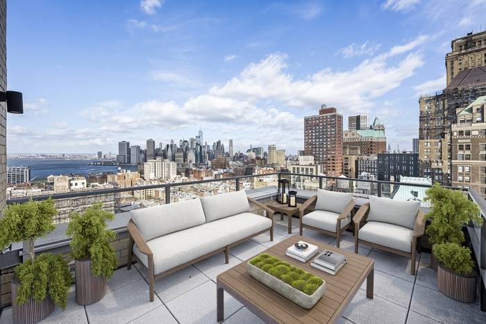 *Floor-Through Penthouse with Panoramic City Views*