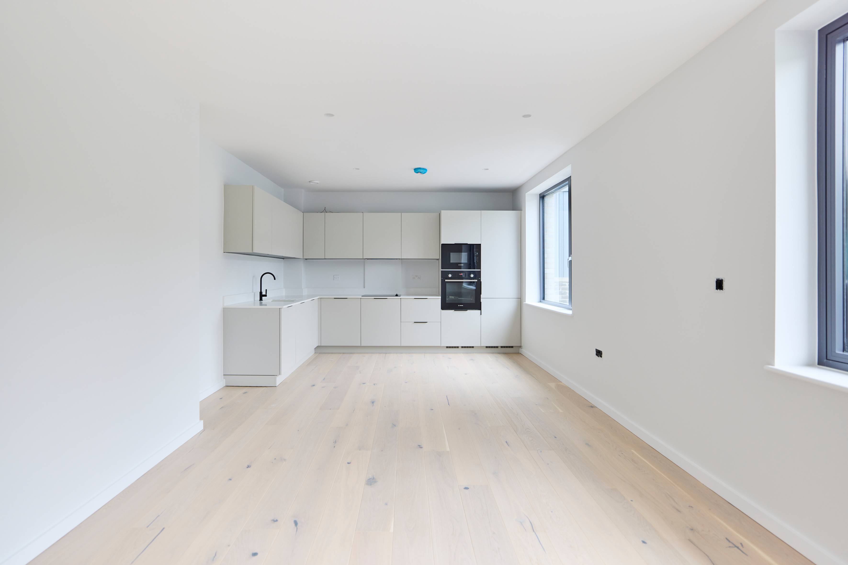 Brand-New Contemporary Two-Bedroom Apartment with Large Private Balcony in Familiy-Friendly Kilburn