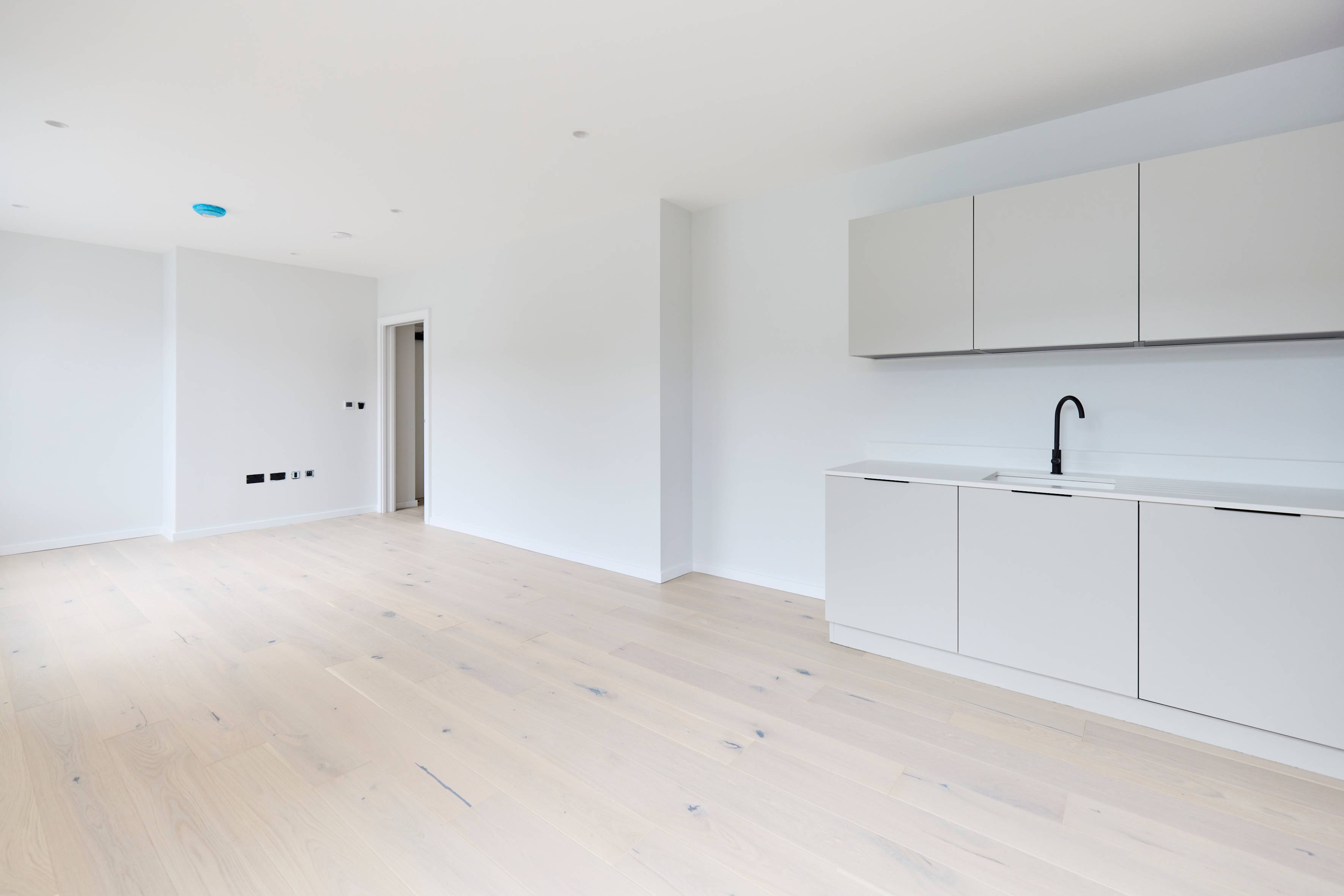 Sleek Contemporary Brand-New One-Bedroom Apartment with Balcony in Trendy Kilburn
