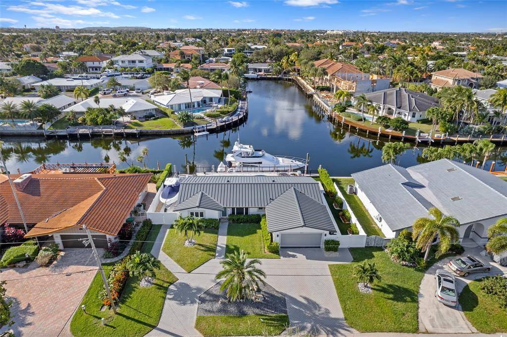 BOATER'S PARADISE IN LIGHTHOUSE POINT