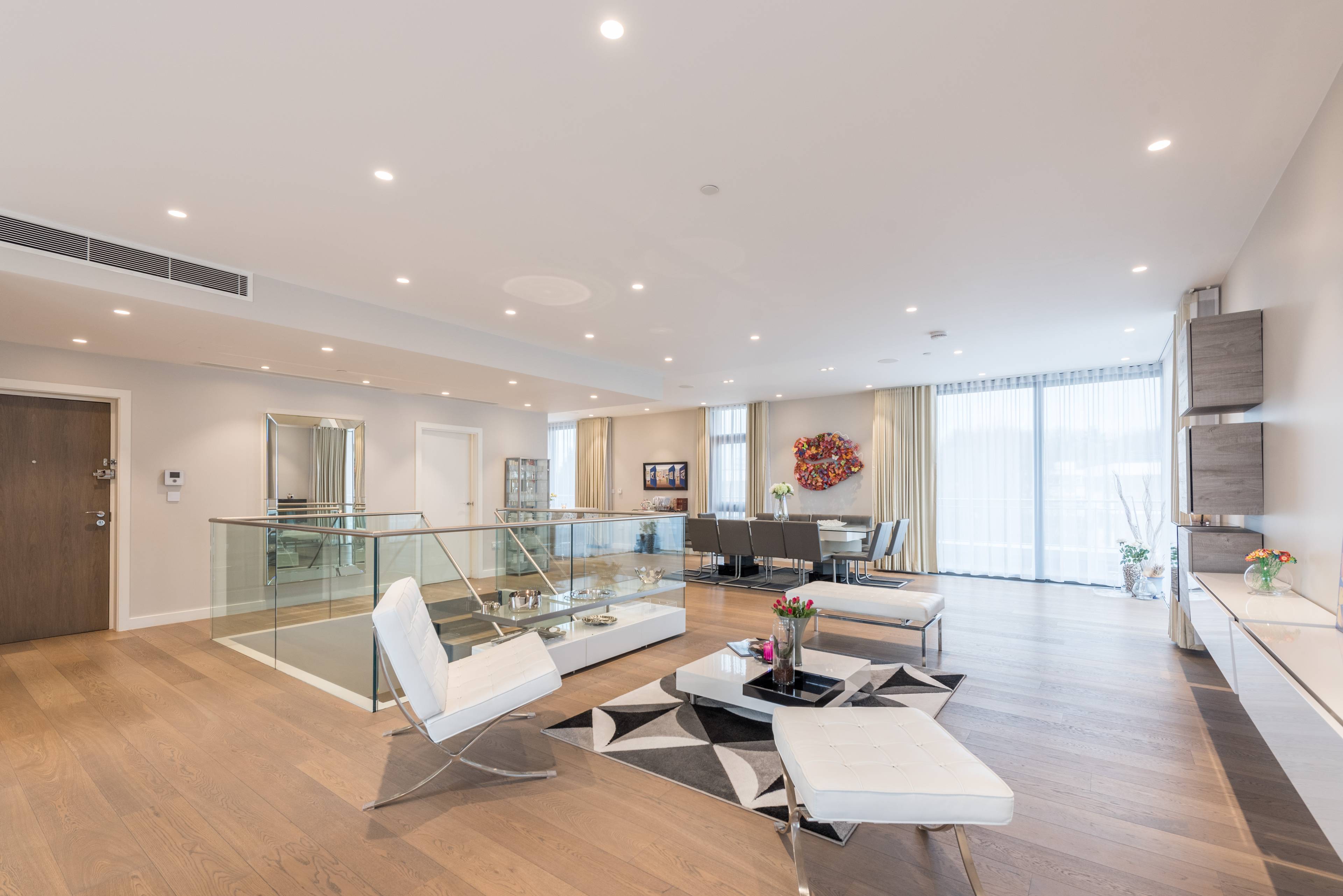 Out of crafted homes in Child's Hill and a boutique development of 9 luxury apartments located in the heart of fashionable North-West London, we bring to you the CROWN JEWEL, the one and only Duplex Penthouse.