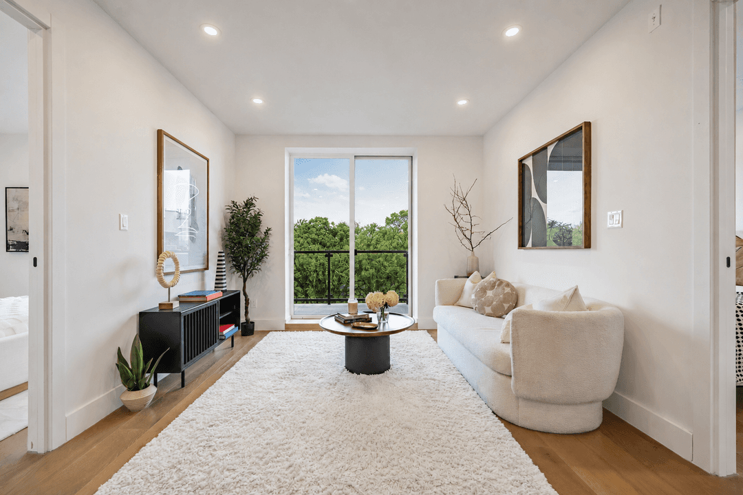 87A Cooper Street #2R