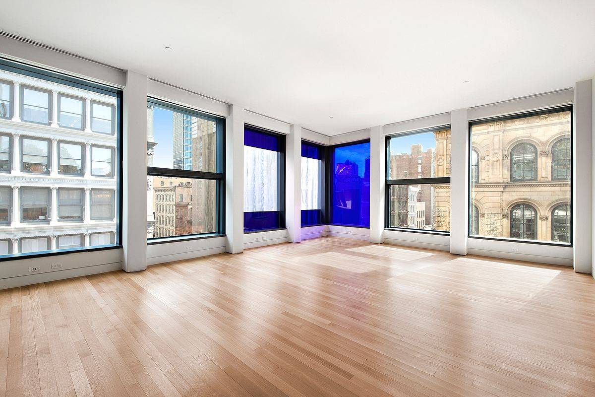 Luxurious, Light-Filled, 3 Bedroom, Soho Apartment