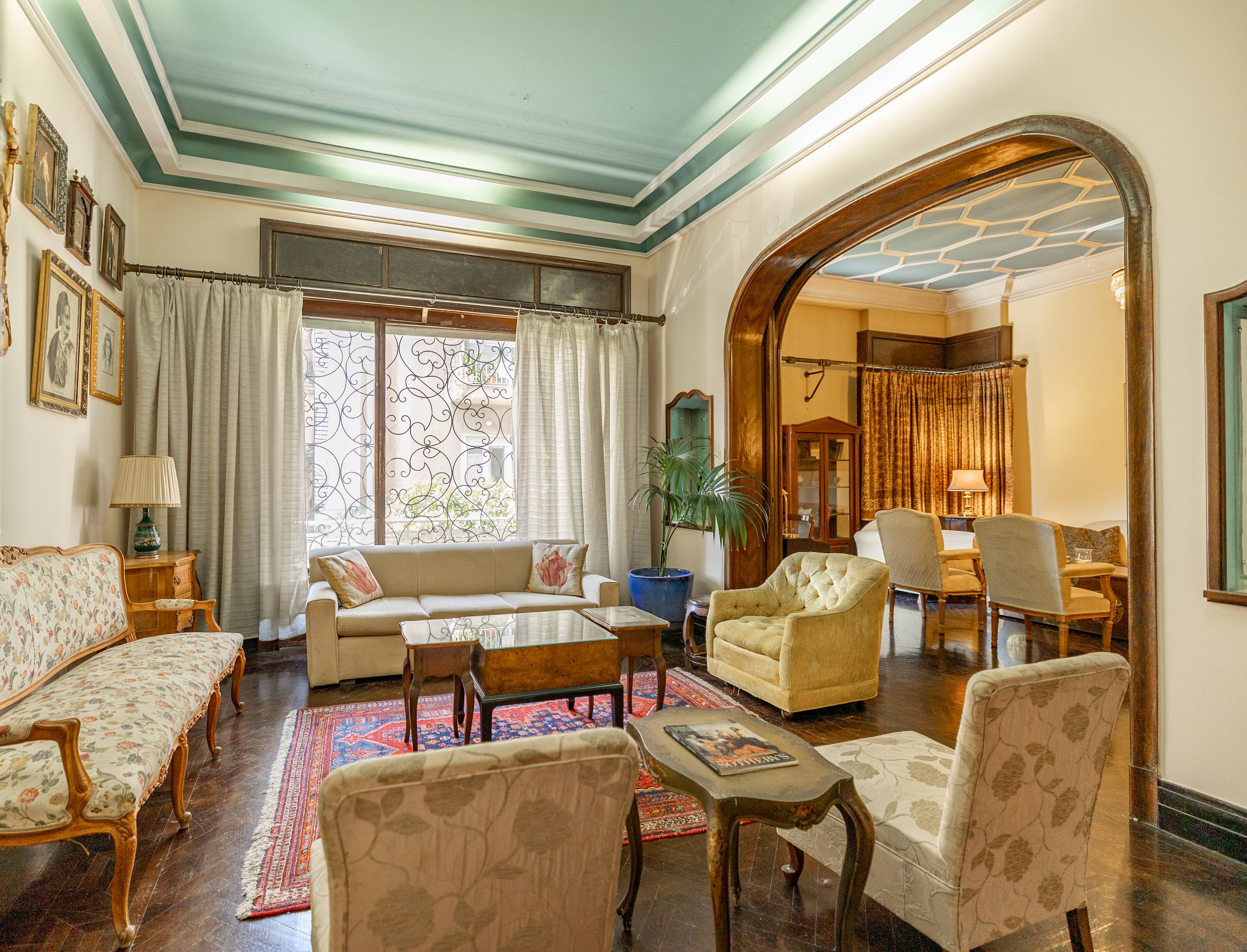 Art Deco stylish 1930s Apartment in Athens centre