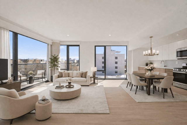 Penthouse Apt | King Size 3 Bed| Massive Pvt Terrace | Close to all major train lines | New Development