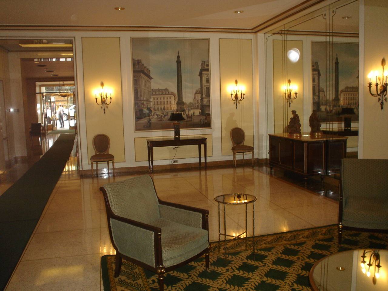 Perfect Pied-a-terre Best Mid Town Location NO FEE
