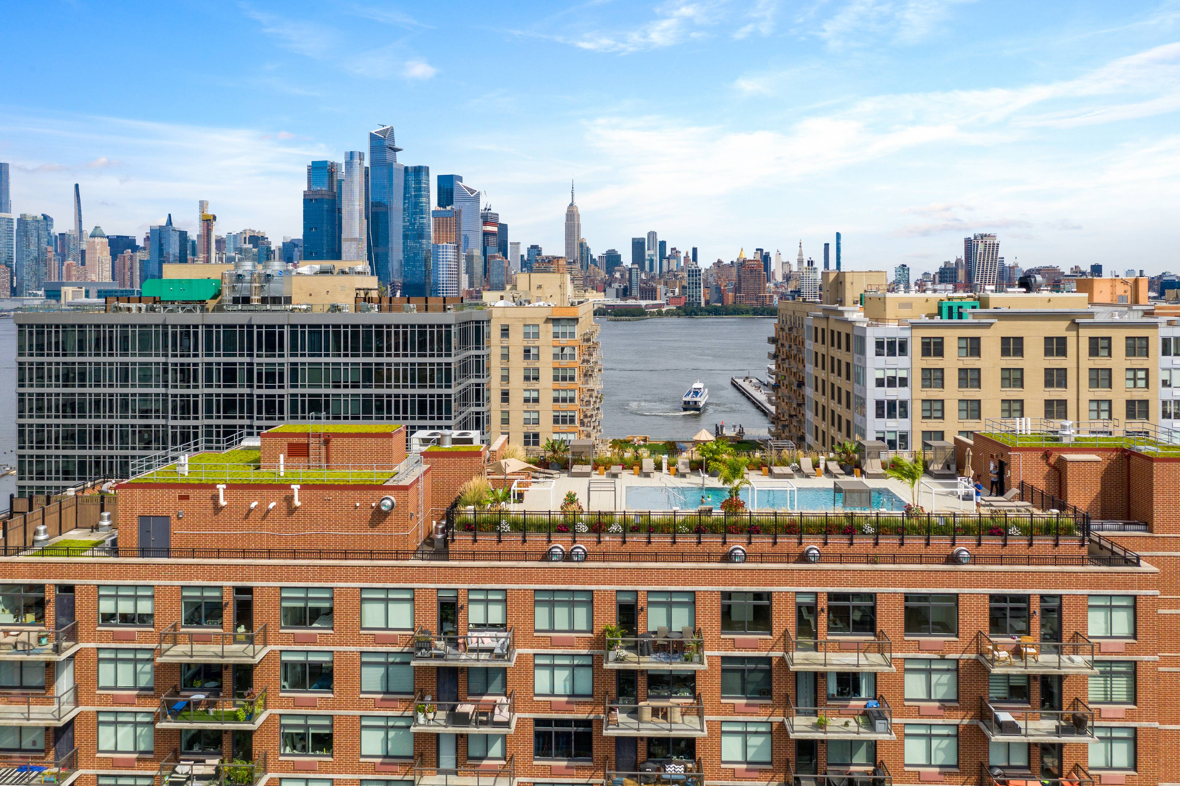 Hoboken 2 Bedroom - Luxury Condo with NYC Views