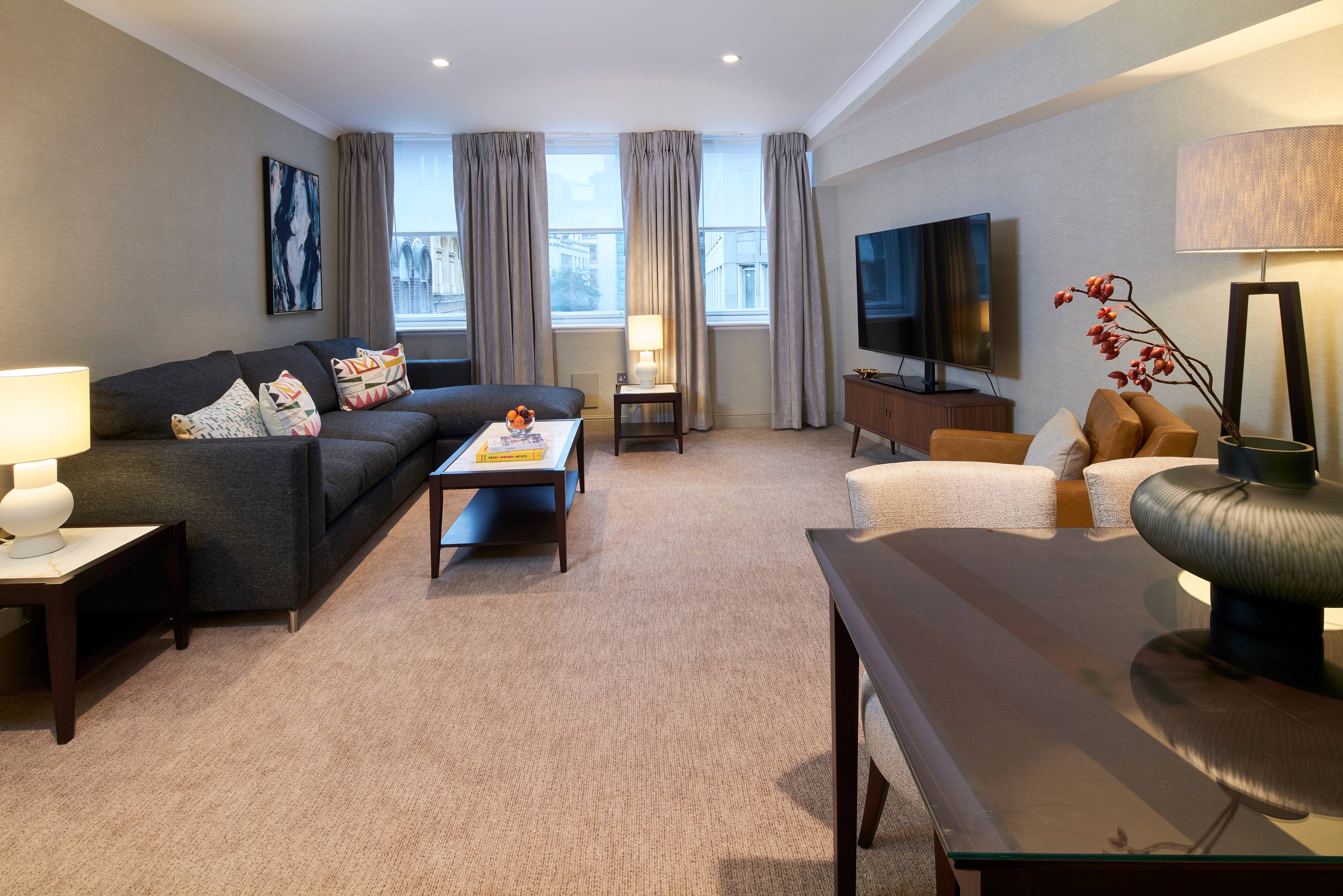 Luxury Two-Bedroom Serviced Apartment with premium amenities in the heart of the City of London