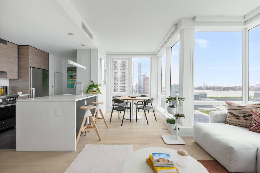 Hudson Yards, 2 bedrooms for RENT, Water Views, MODERN, NEW !! NO FEE