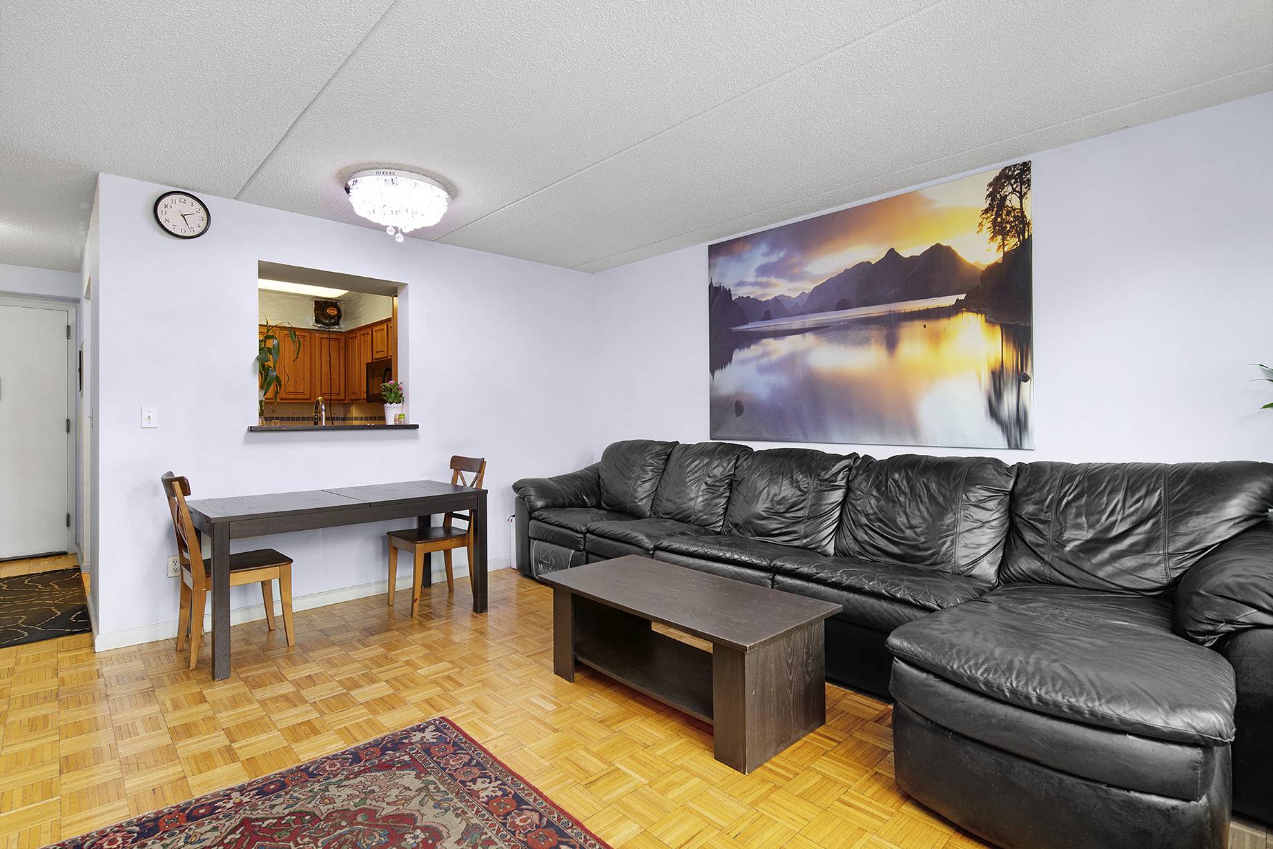 Spacious 2-Bedroom, 2-Bathroom Apartment in Prime Location