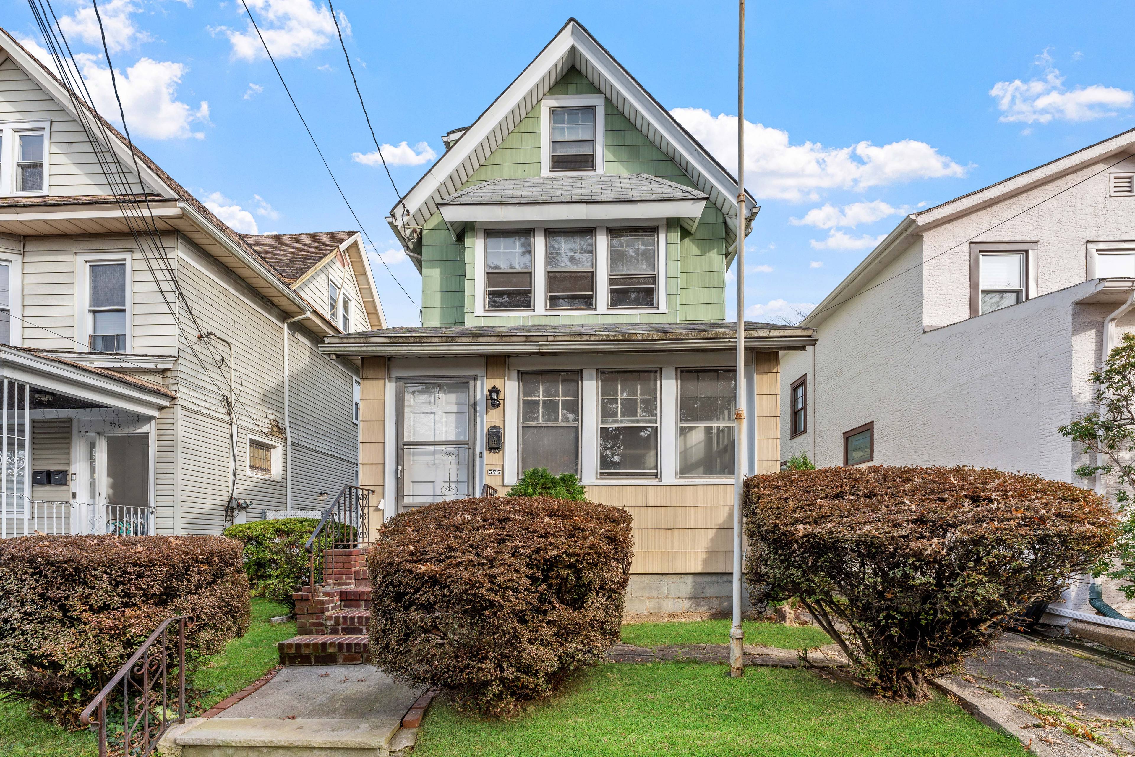 Single Family Home on a Beautiful Street