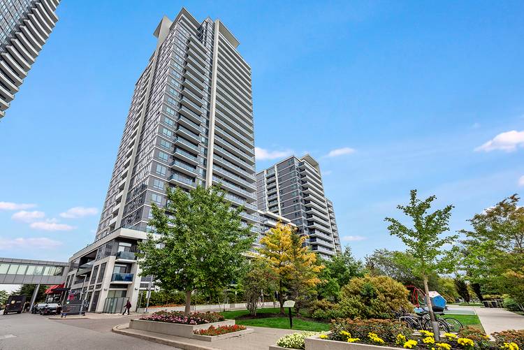 2 Bdrm Plus Den Suite In Parkside Towers
