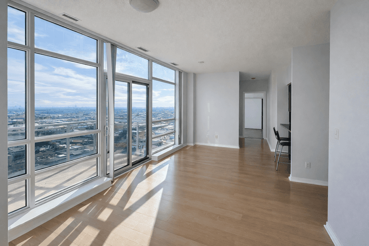 2 Bed + Den, 2 Bath Penthouse