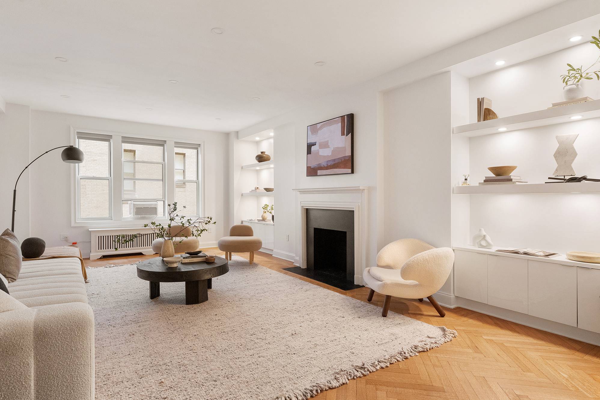 Exquisitely Renovated Upper East Side Pre-War Condo
