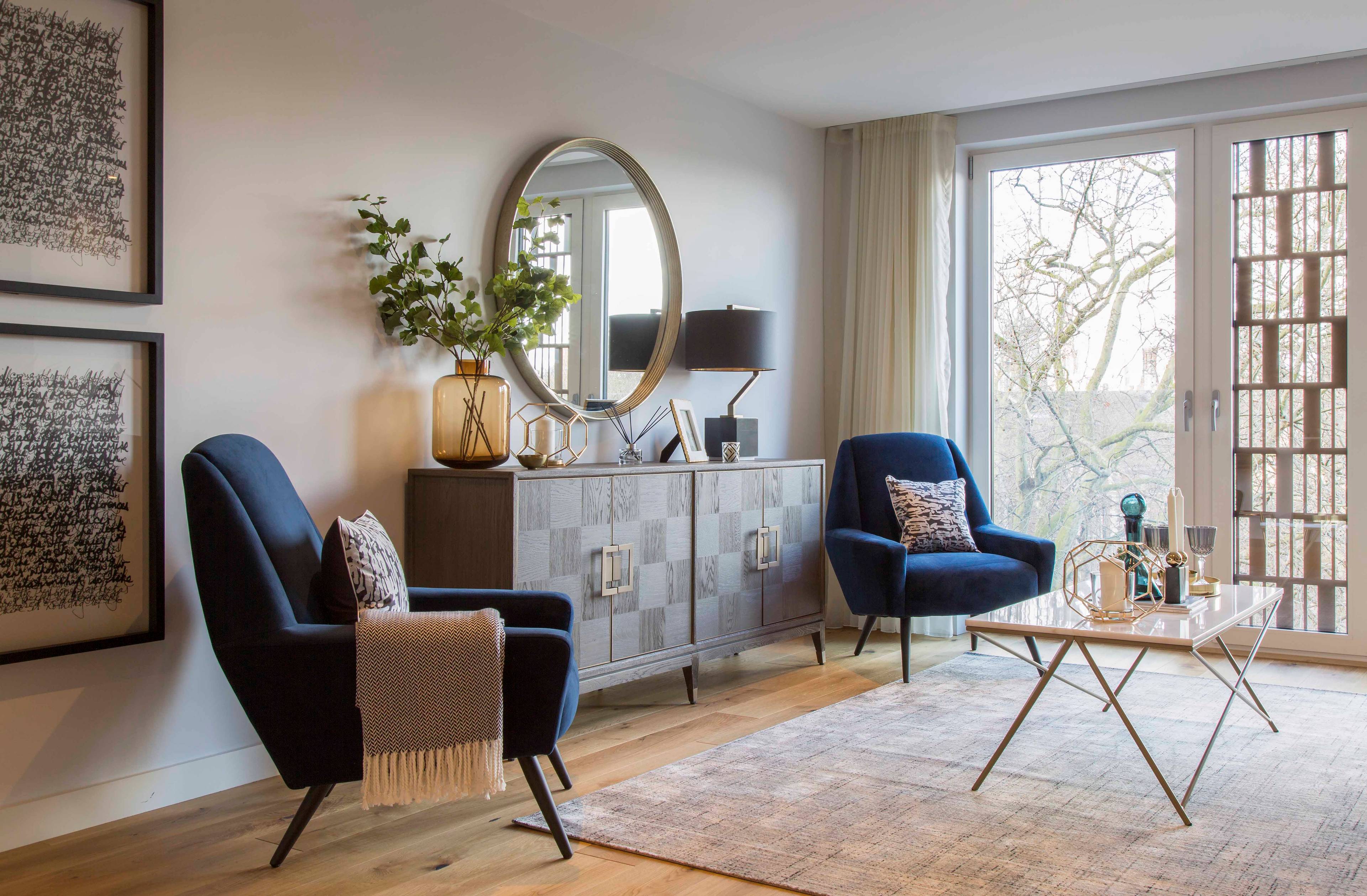 Luxury 2 bedroom, 2 bathroom apartment with outside space