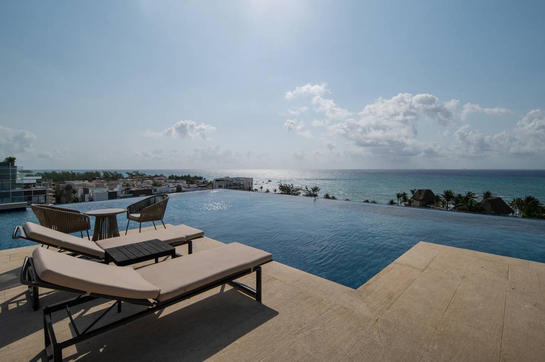 For sale 2 Br steps from the beach in Marila