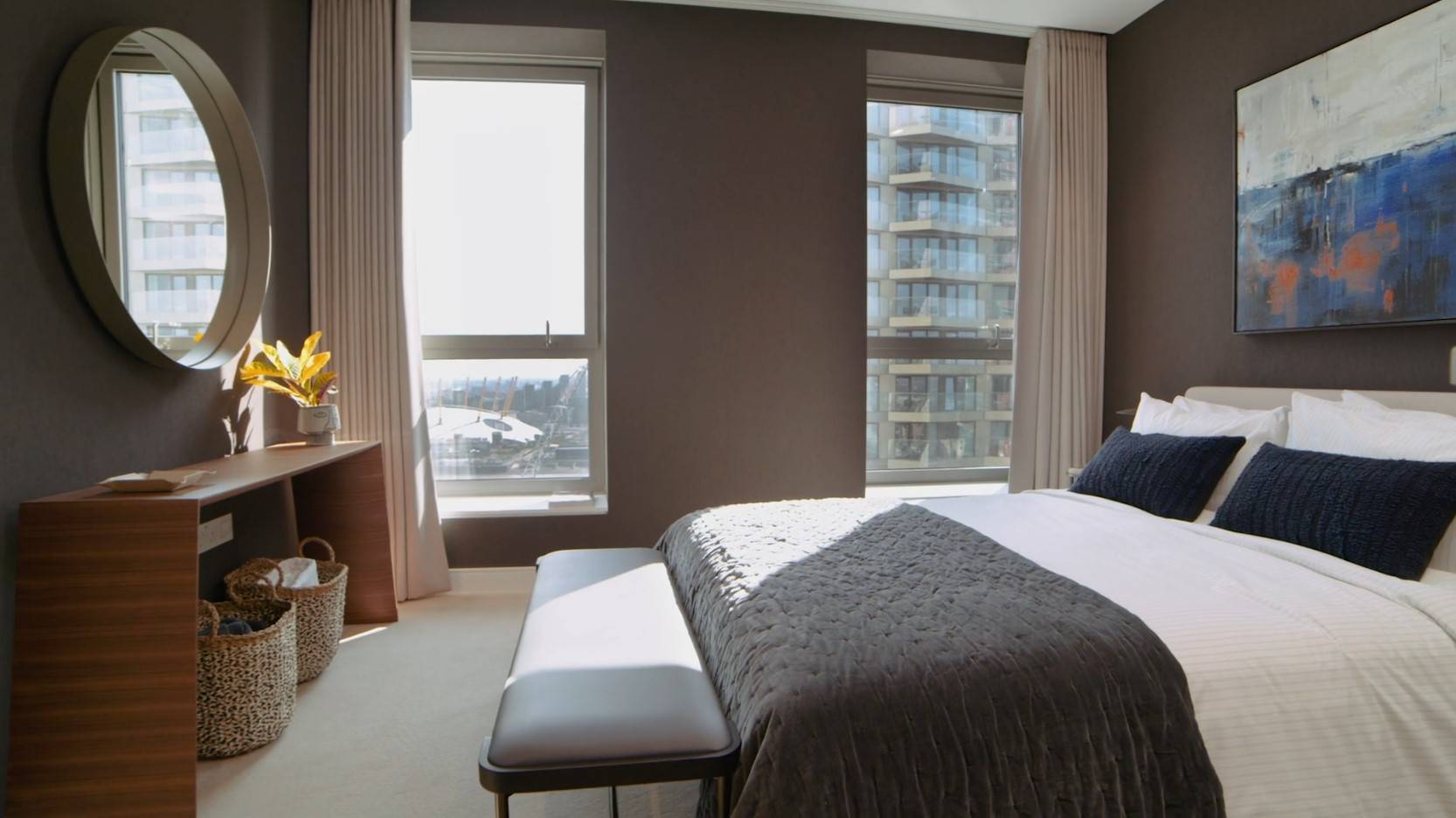 Beautiful South facing Two Bed Three Br Apartment set on a wonderful waterfront location 10 Park Drive, panoramic views across South Dock, Canary Wharf and the Thames beyond.