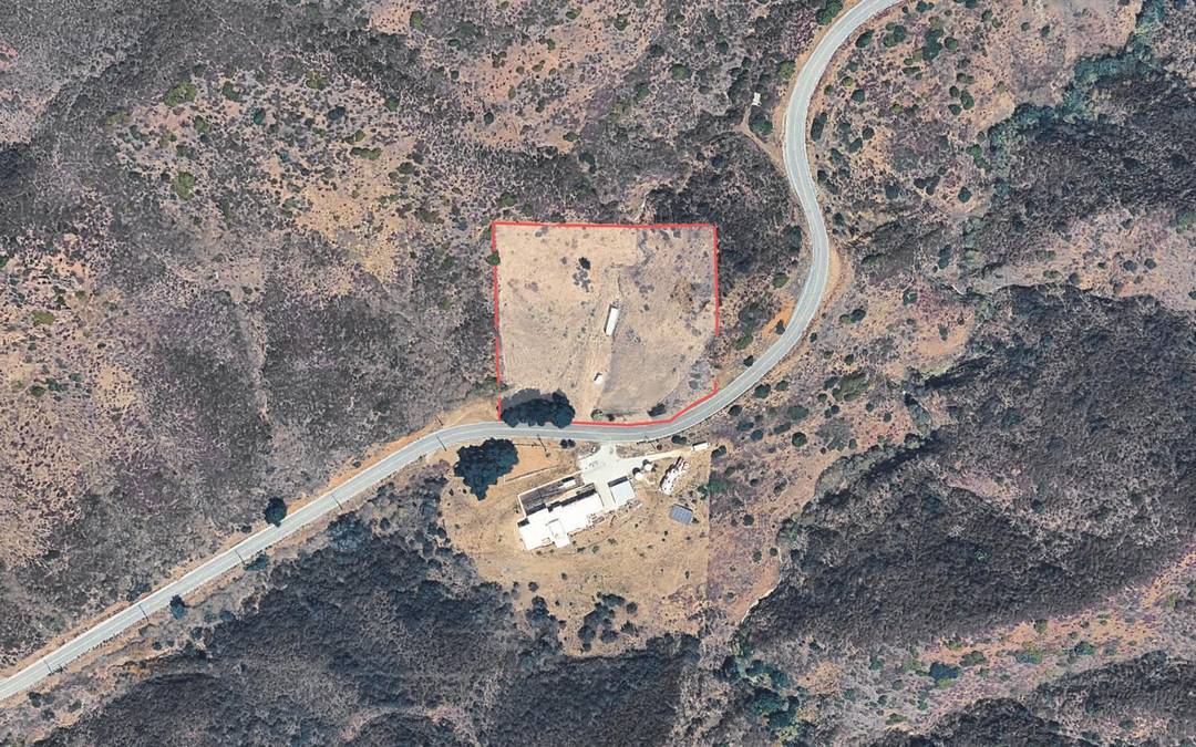 Iconic Malibu lot Opportuniy!!