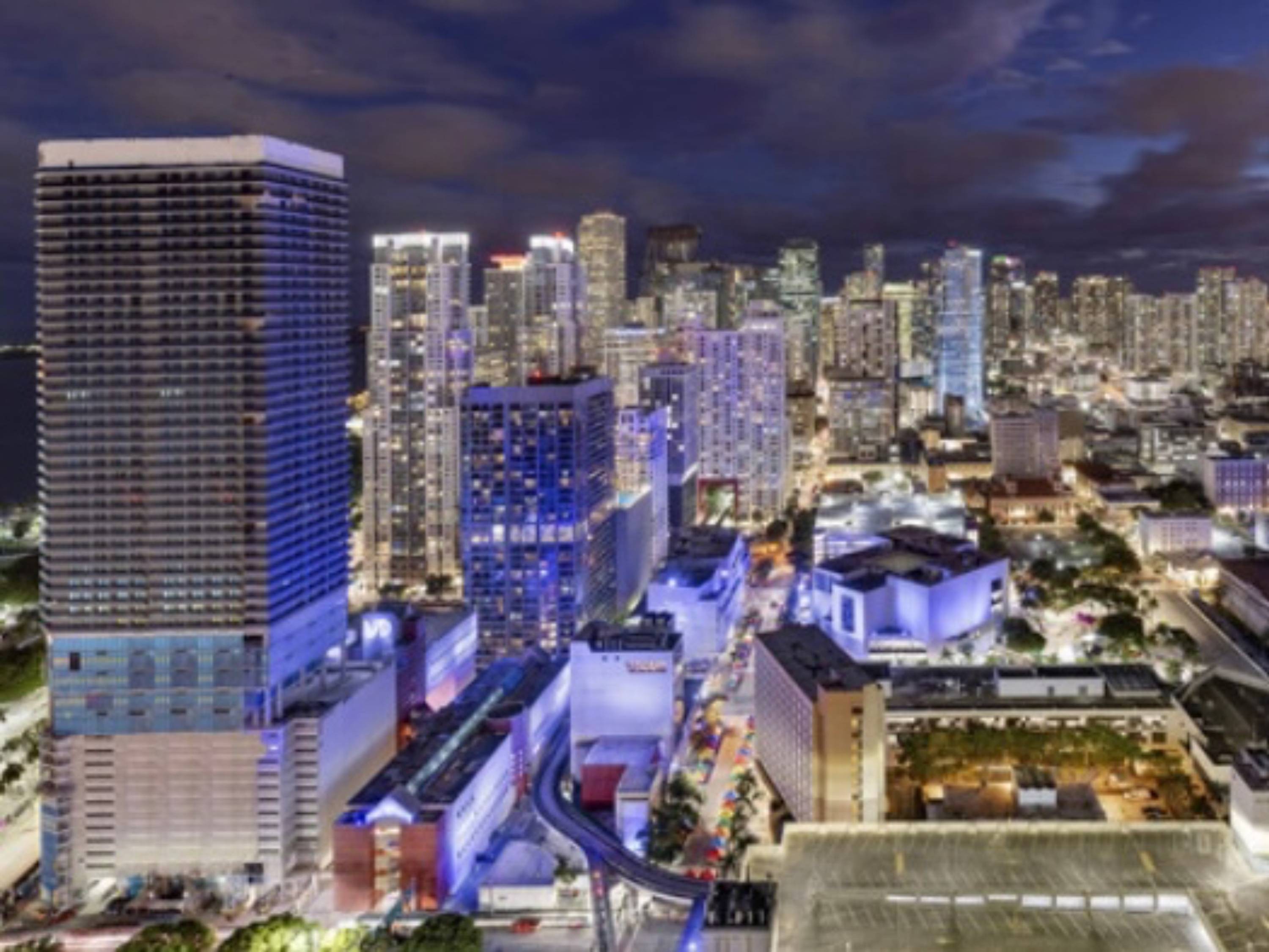 Brand New Tower | Miami | 2 bed 2 bath | 979 sqft | $4,200 |