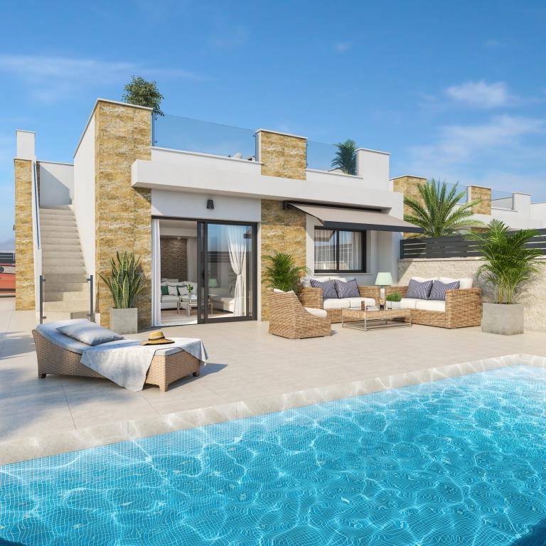 Detached 3 bed villa in the La Marina urbanisation. Close to the Airport