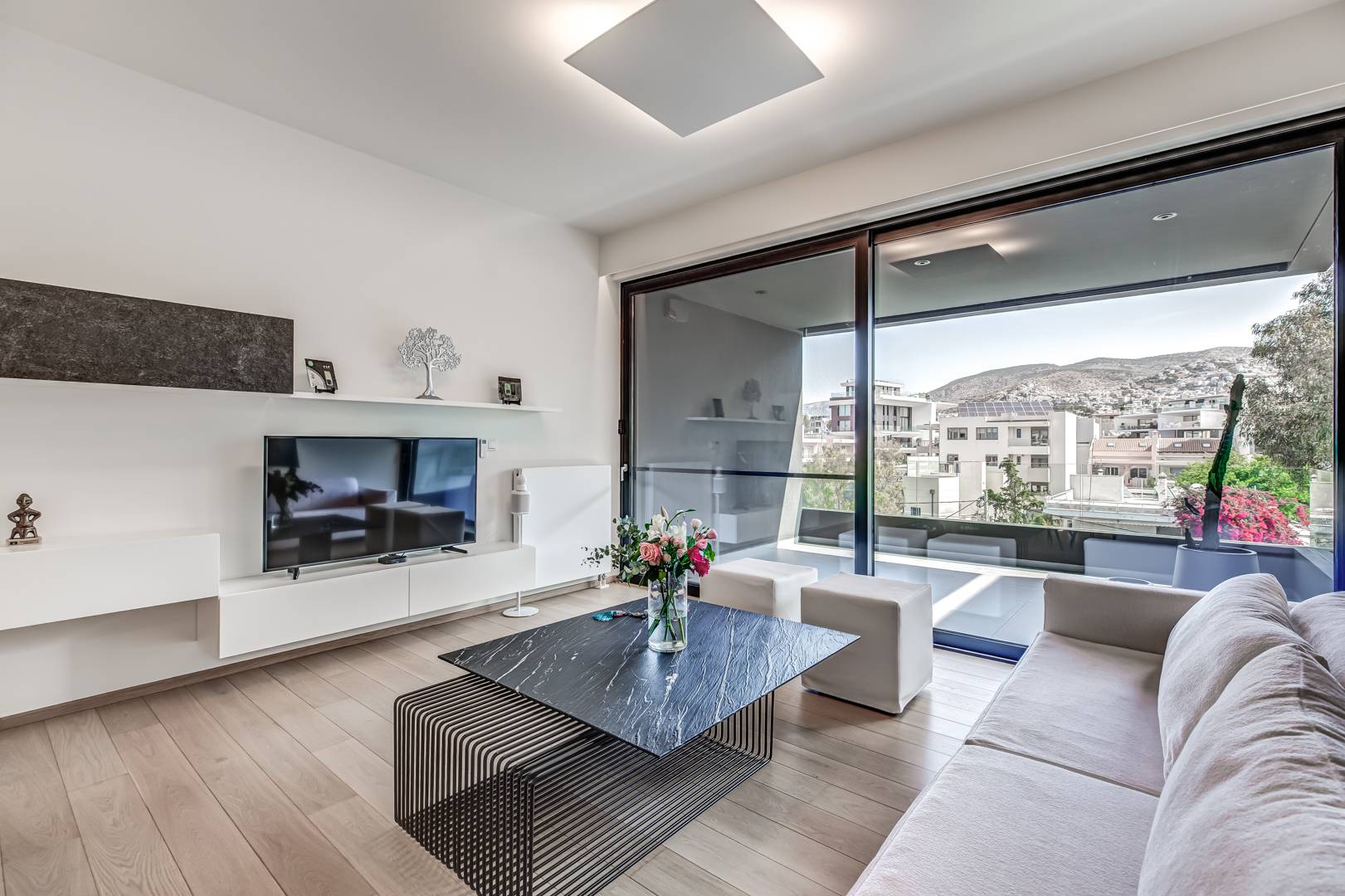 Stunning penthouse Apartment with Exclusive deck floor Roof-Garden, Voula