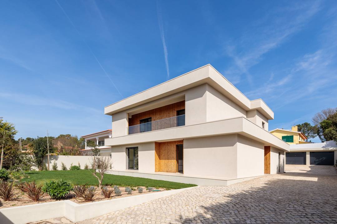 Cascais Villa  | 4 En-suites | Private Pool | 10min to the beach | Close to International Schools