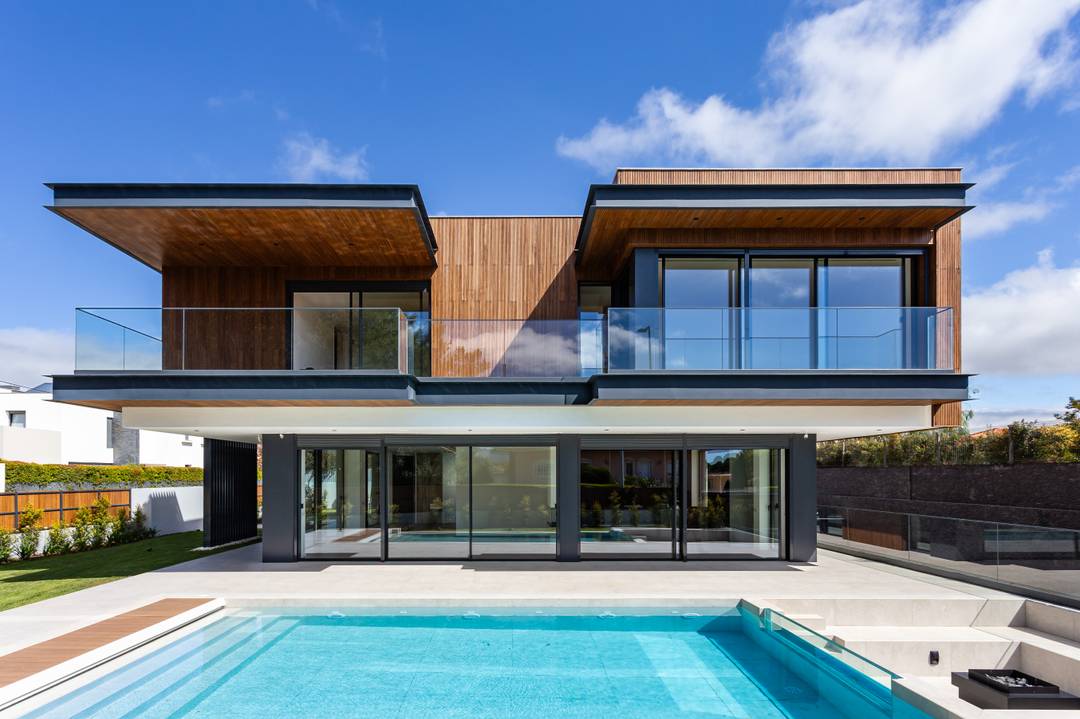 Cascais Villa | 6 Suites | Heated Pool | Luxury Interiors | Cinema Room | Sauna | Close To International Schools |