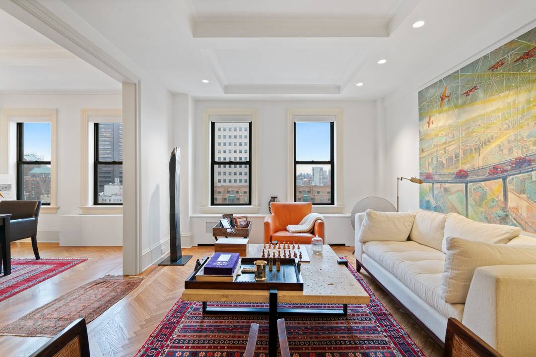 Sunny Carnegie Hill 3 Bed + 2 Bath Rental - 1 block to Central Park!