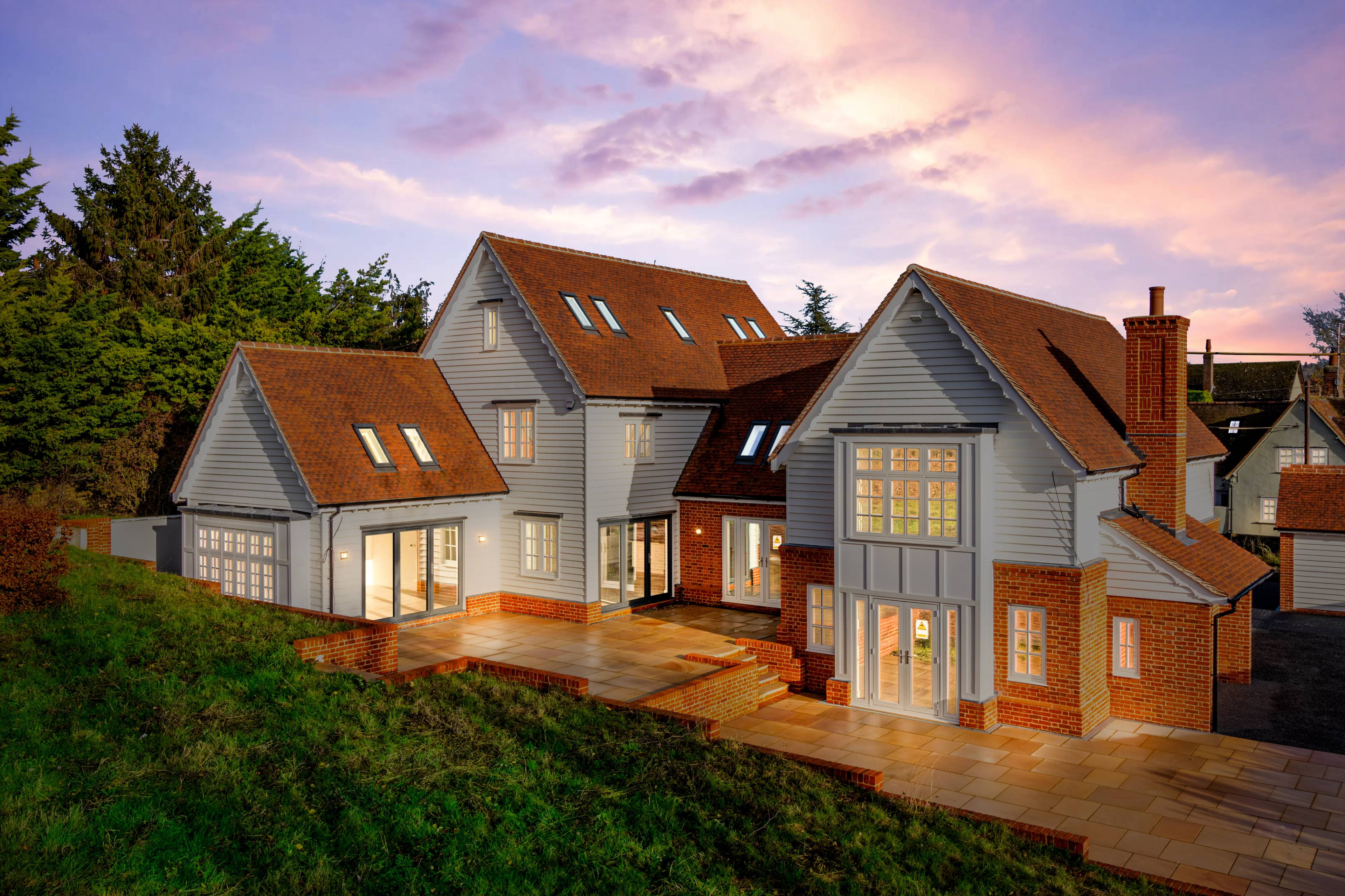 SOLD, SOLD, SOLD *STUNNING DETACHED, SIX BEDROOM FAMILY HOME OF BRAND NEW LUXURY CONSTRUCTION. LOCATED IN THE BEAUTIFUL VILLAGE OF WENDENS AMBO, TWO MILES SOUTH-WEST OF SAFFRON WALDEN SITTING IN AN OVERALL PLOT SIZE OF 0.60 ACRES*