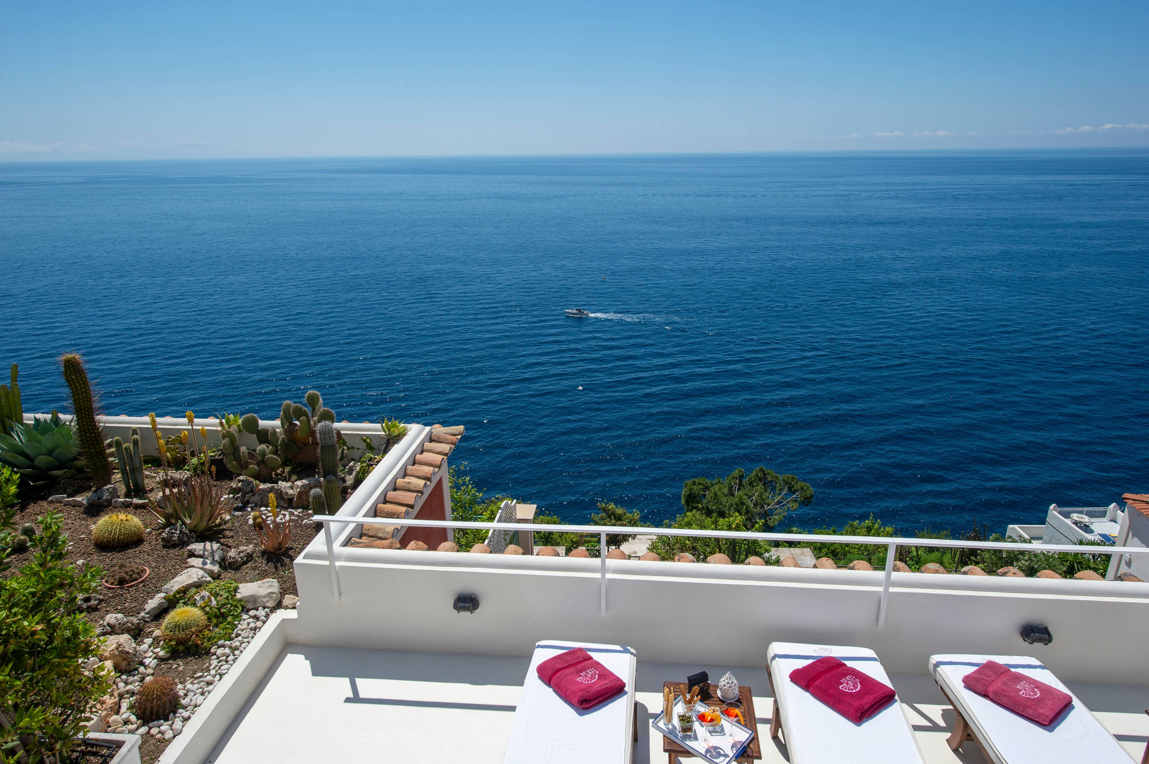 LUXURY VILLA IN AMALFI COAST WITH WATER VIEW